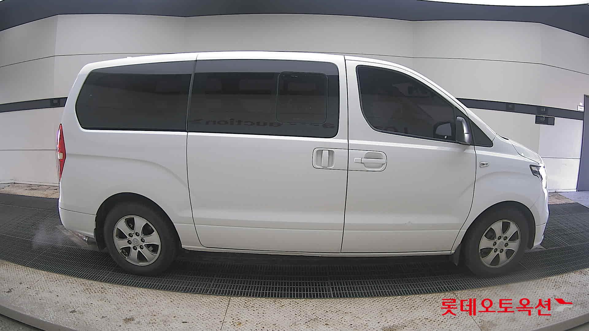 هيونداي جراند ستاريكس 2019 - صورة 21