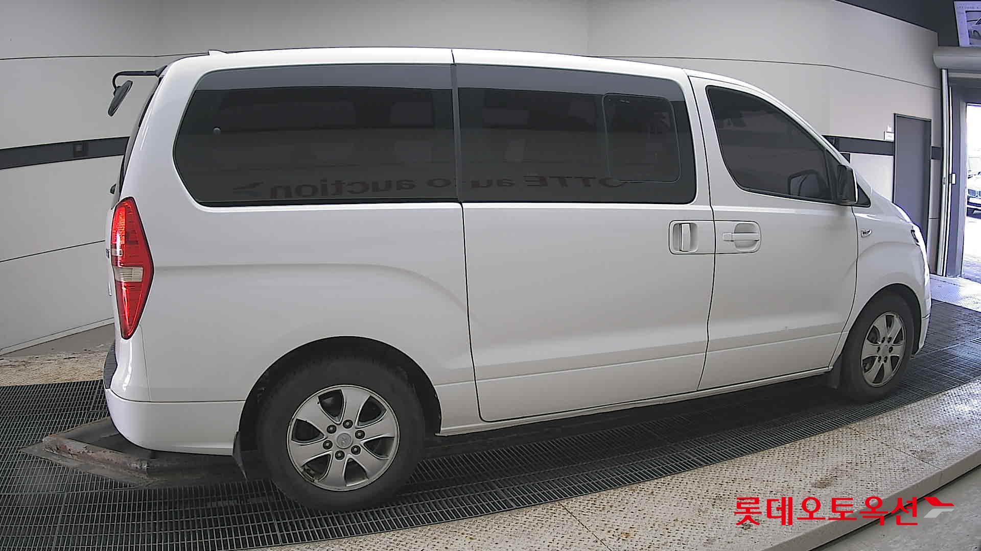 هيونداي جراند ستاريكس 2019 - صورة 20