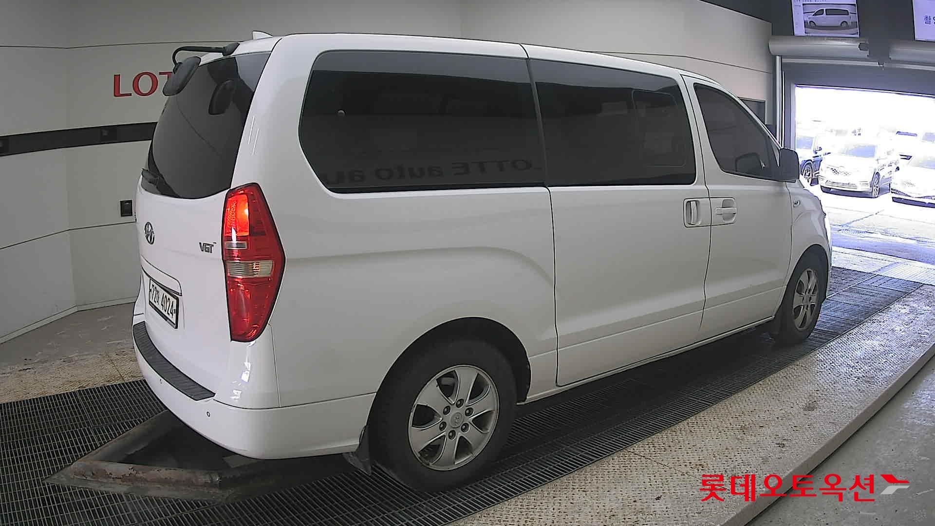 هيونداي جراند ستاريكس 2019 - صورة 19