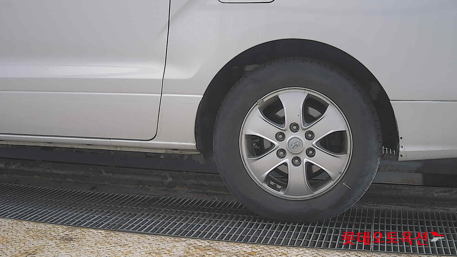 هيونداي جراند ستاريكس 2019 - صورة 26