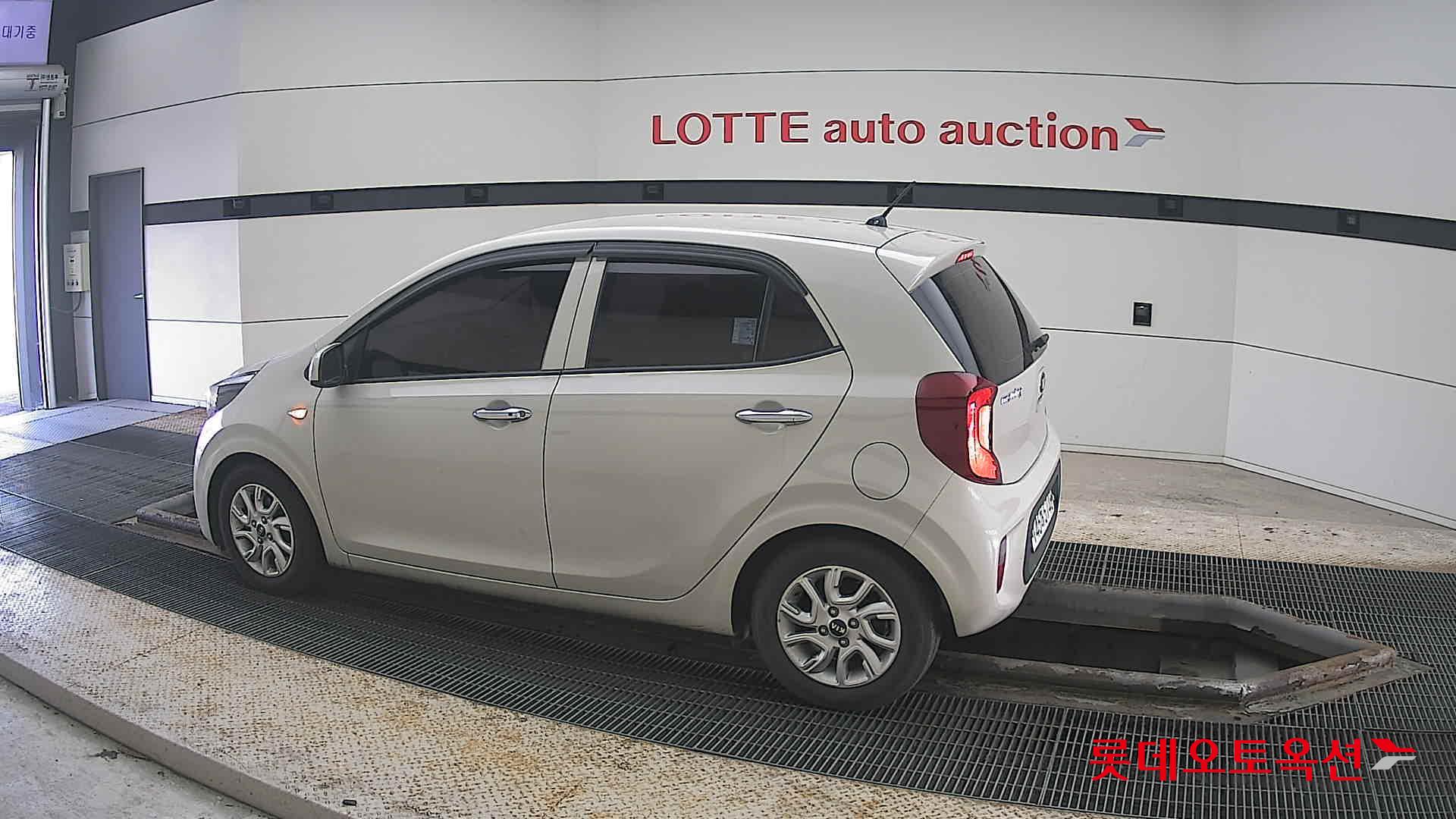 كيا مورنينج 2020 - صورة 14