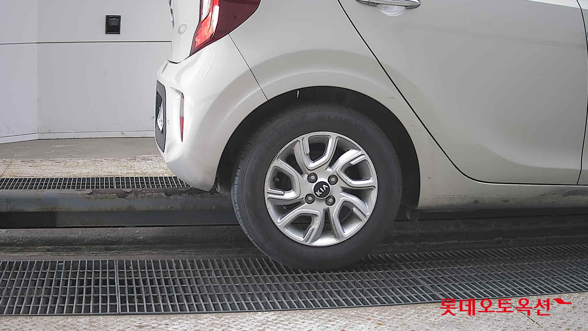 كيا مورنينج 2020 - صورة 28