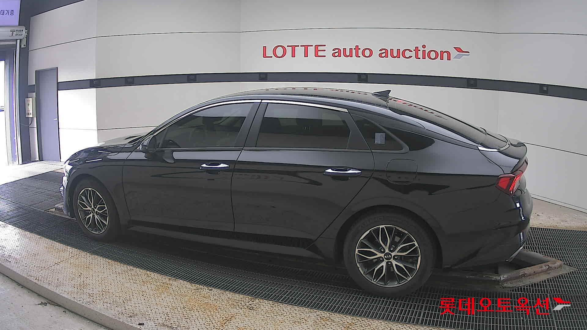 Kia K5 2020 - Image 14