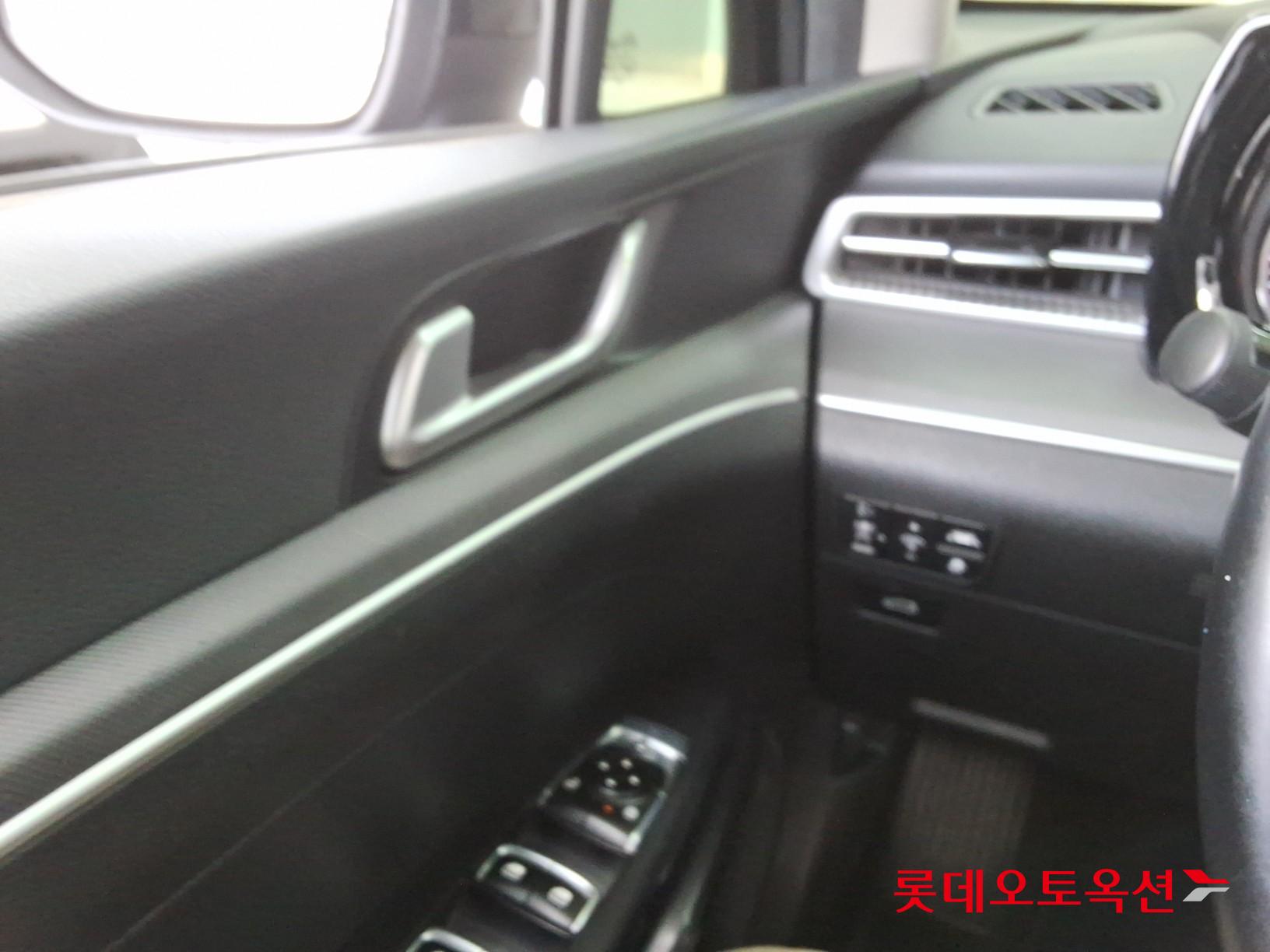 Kia K5 2020 - Image 29