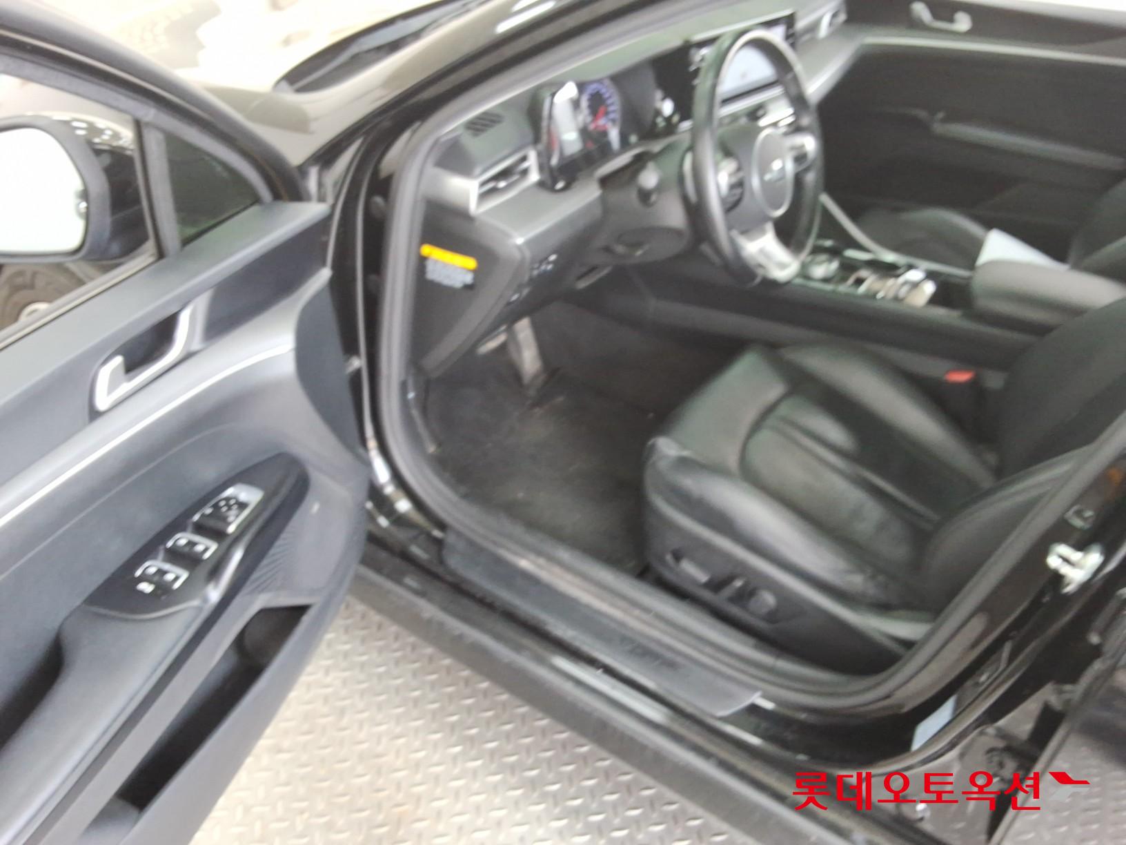 Kia K5 2020 - Image 36