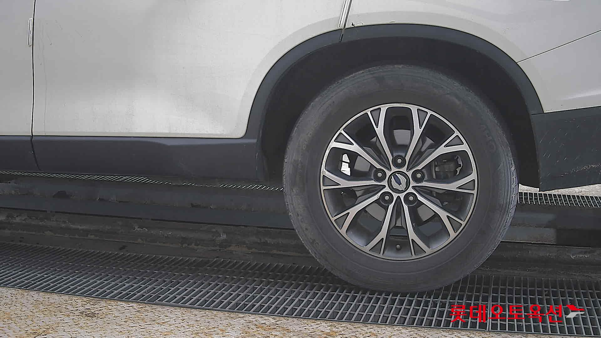 쌍용자동차 렉스턴 - 26