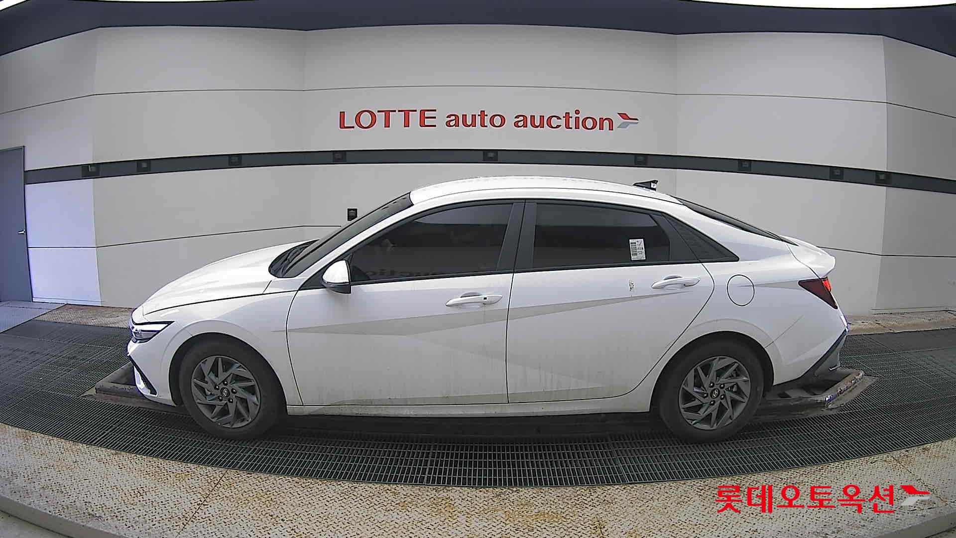 Hyundai Avante Hybrid id 3816321 из Кореи 7