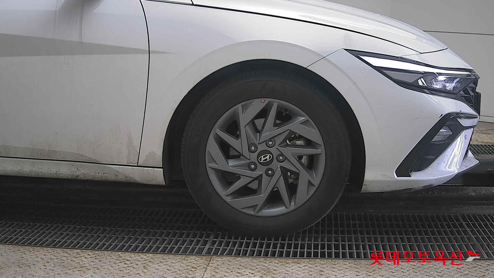 Hyundai Avante Hybrid id 3816321 из Кореи 23