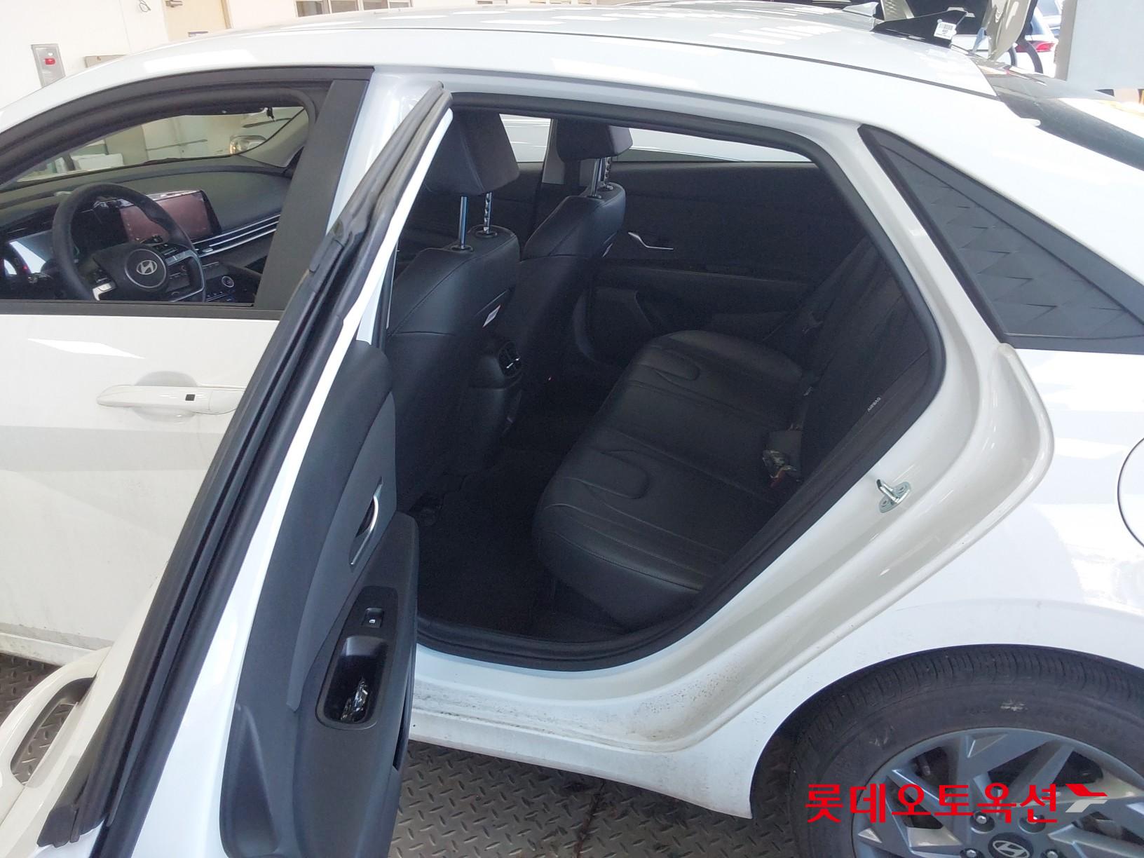 Hyundai Avante Hybrid id 3816321 из Кореи 36