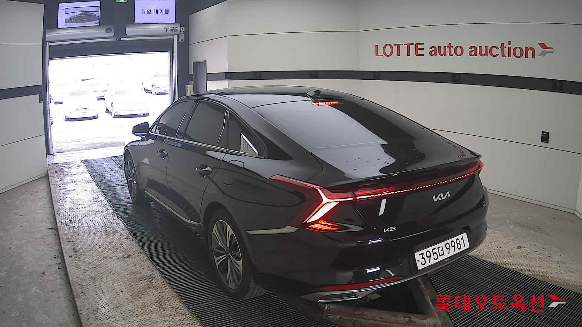 كيا K8 2023 - صورة 16