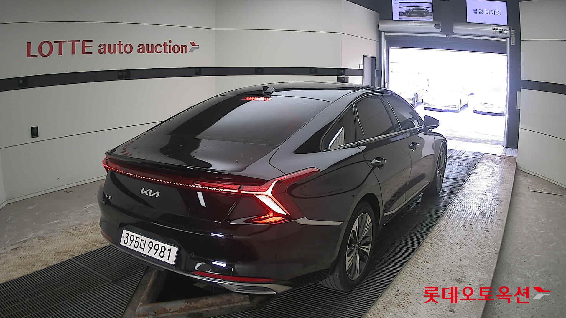 كيا K8 2023 - صورة 18