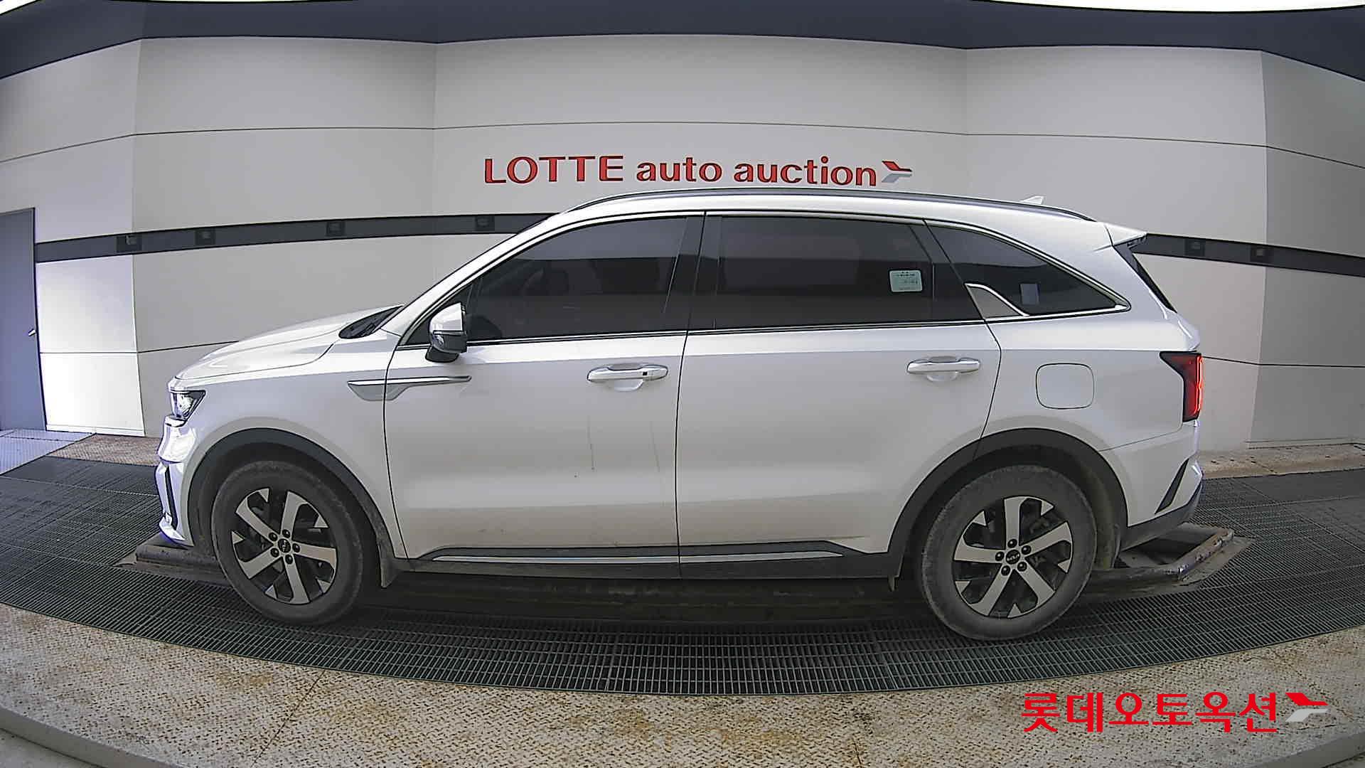 Kia Sorento 2022 - Image 13