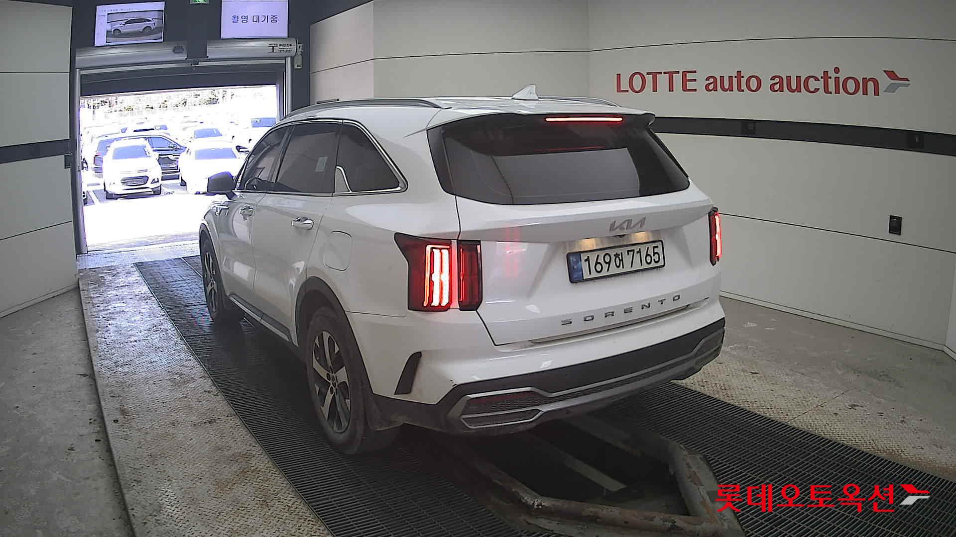 Kia Sorento 2022 - Image 16