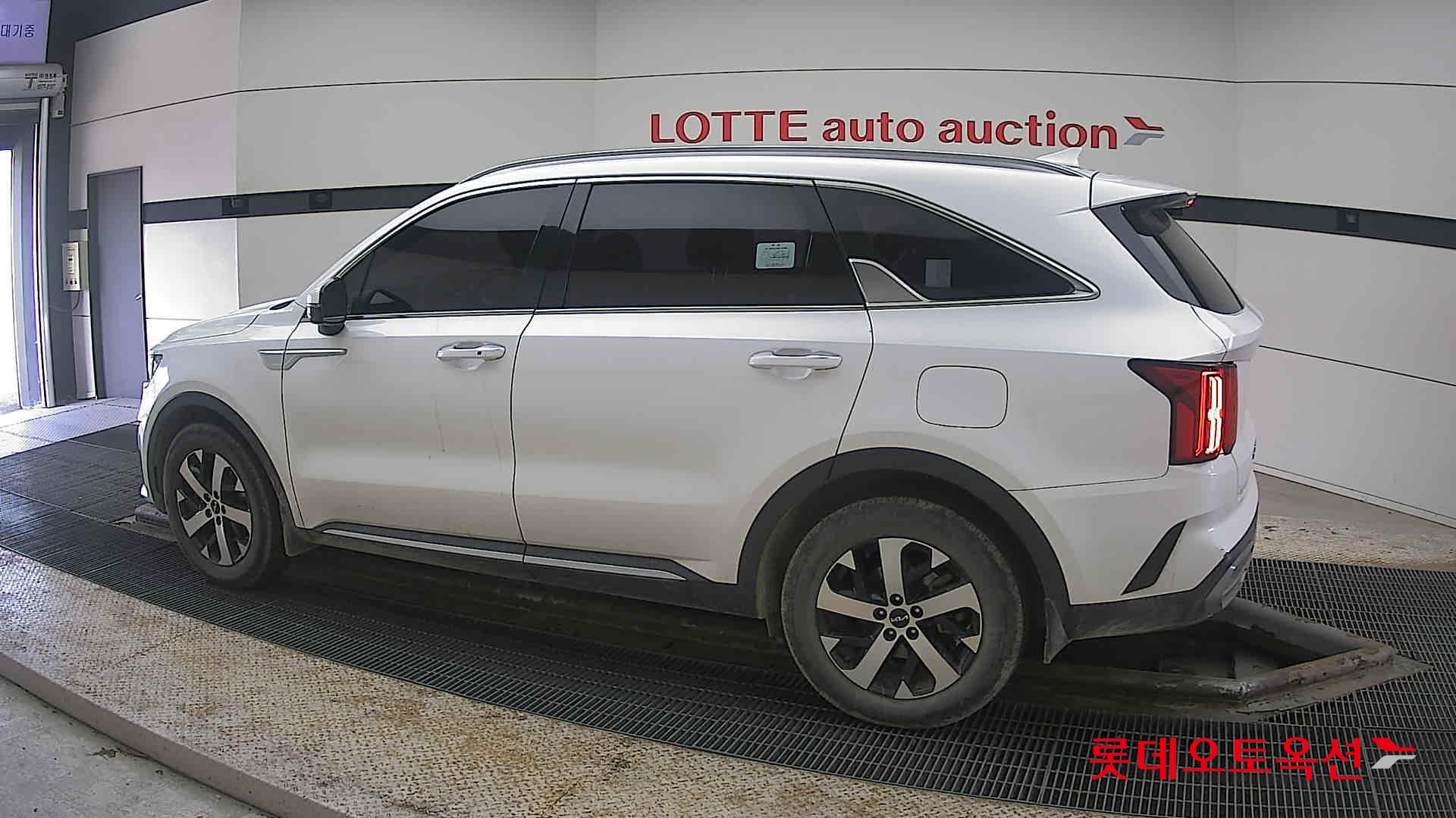 Kia Sorento 2022 - Image 14