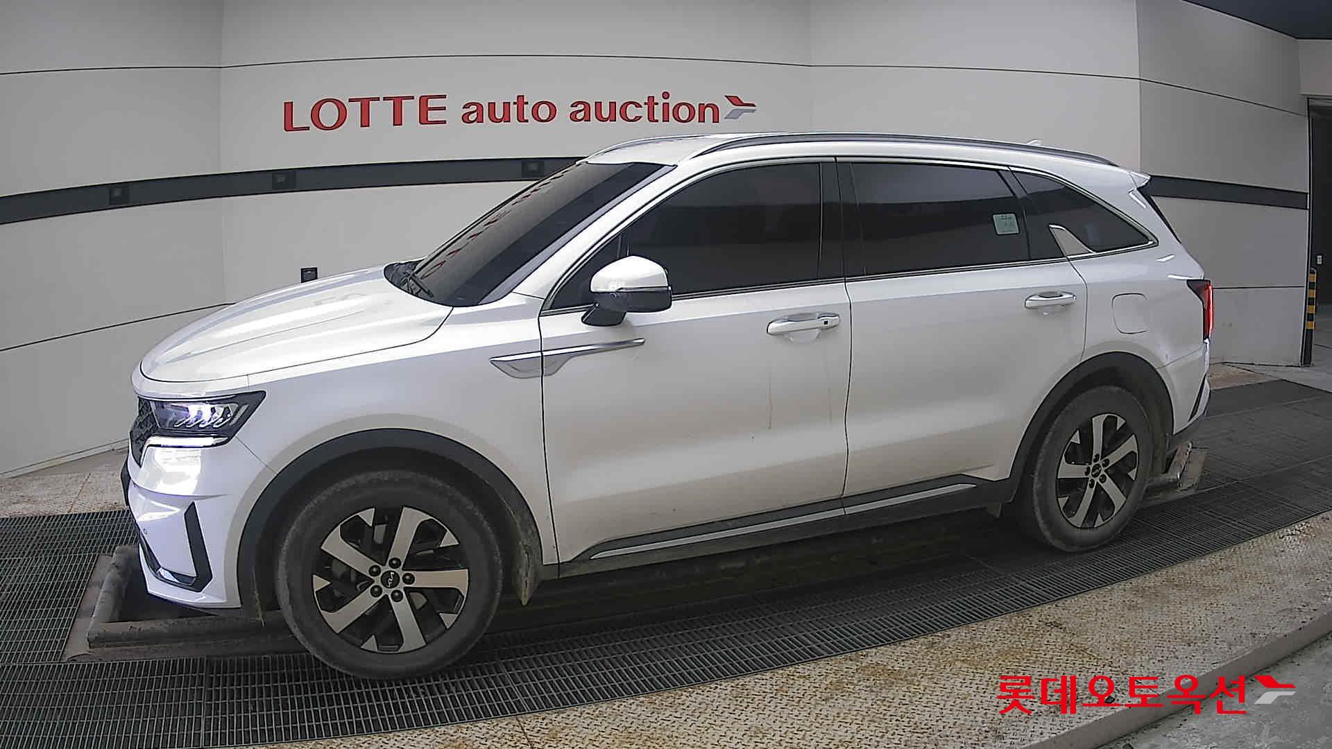 Kia Sorento 2022 - Image 12