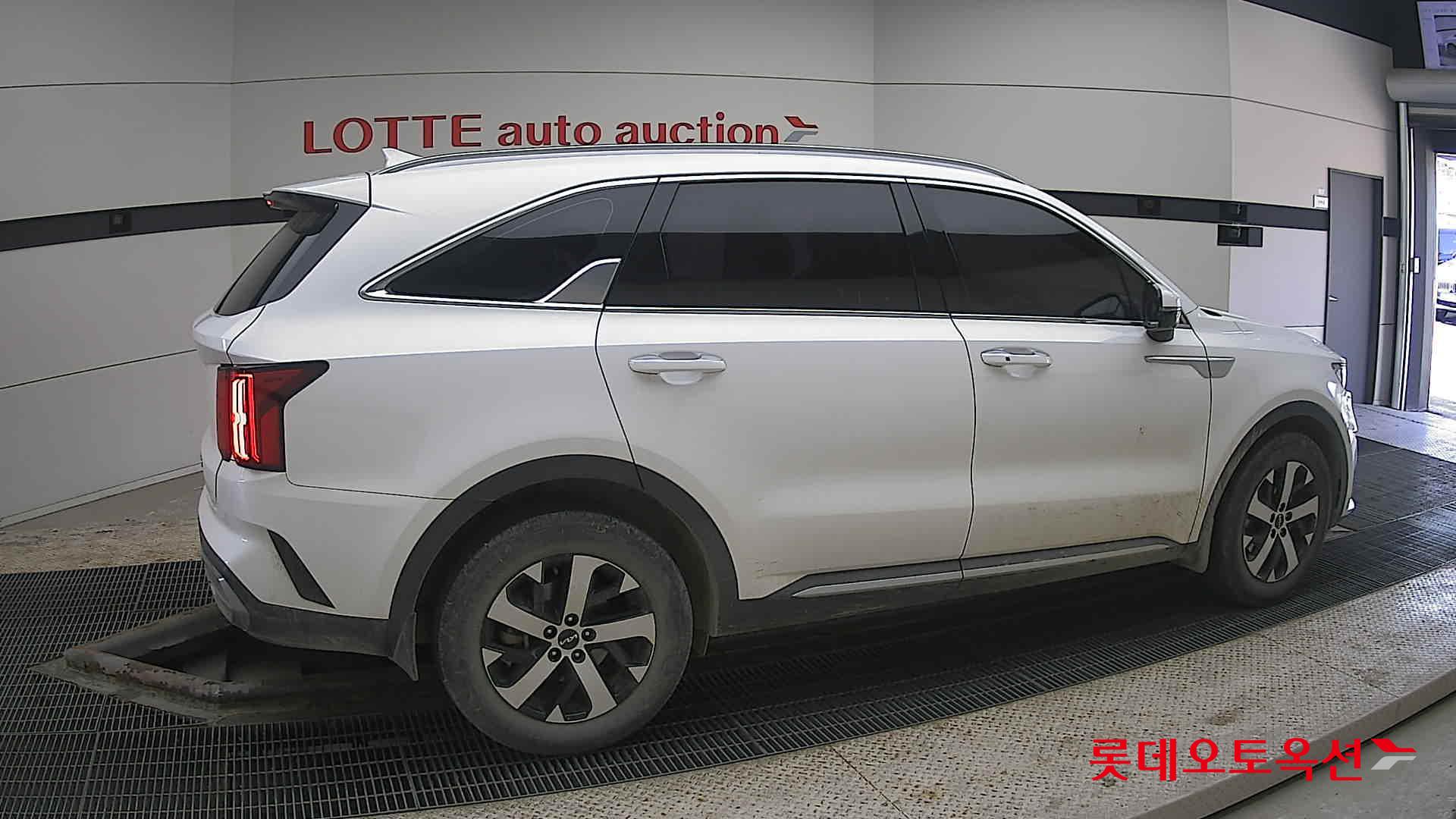 Kia Sorento 2022 - Image 20