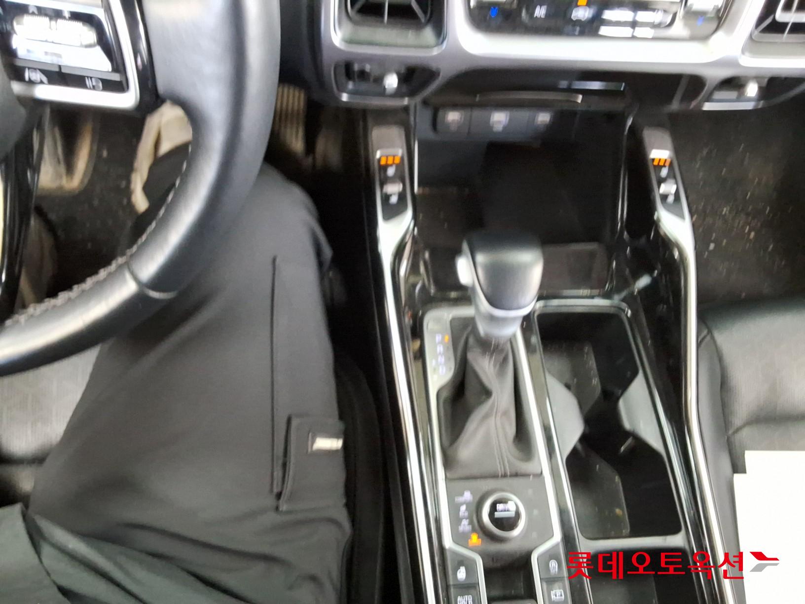 Kia Sorento 2022 - Image 34