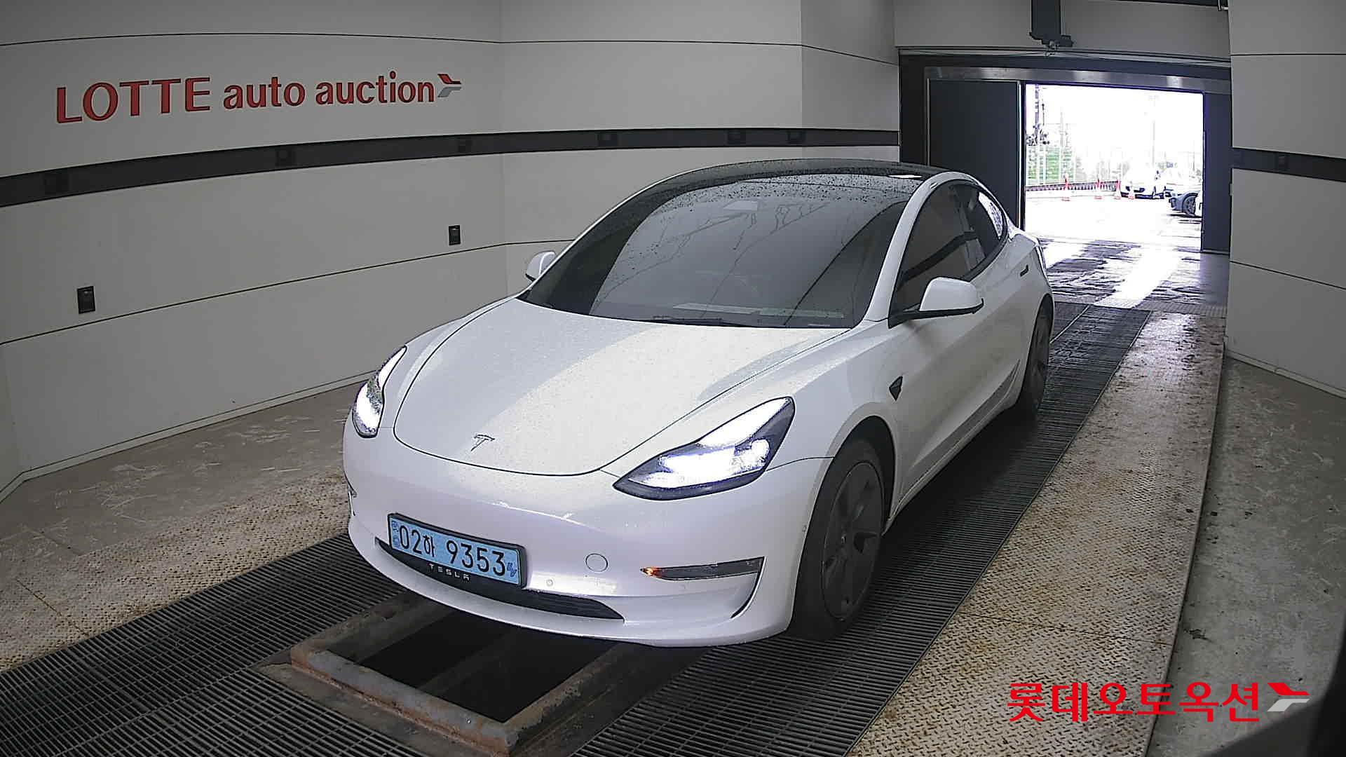 Tesla Model 3 Long Range 2022 Pearl White Multi-coat из Кореи