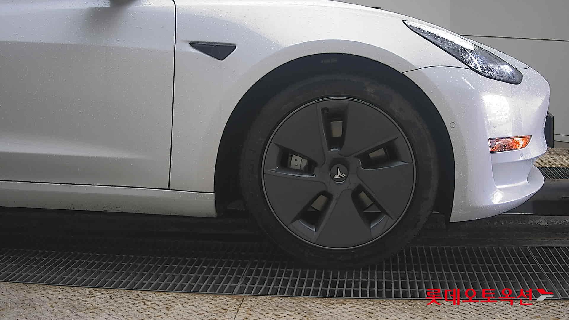 Tesla Model 3 Long Range id 3810007 из Кореи 23