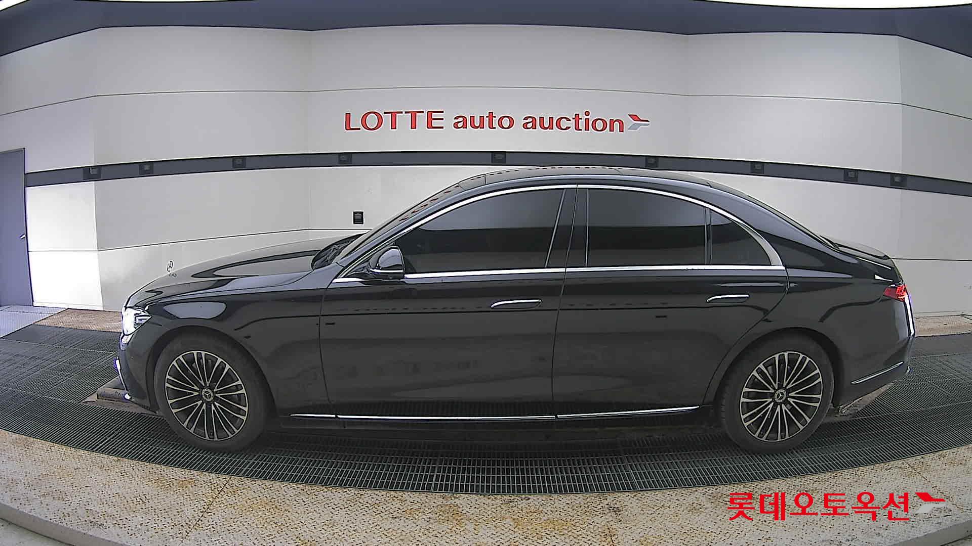 2022 - Mercedes-Benz S350