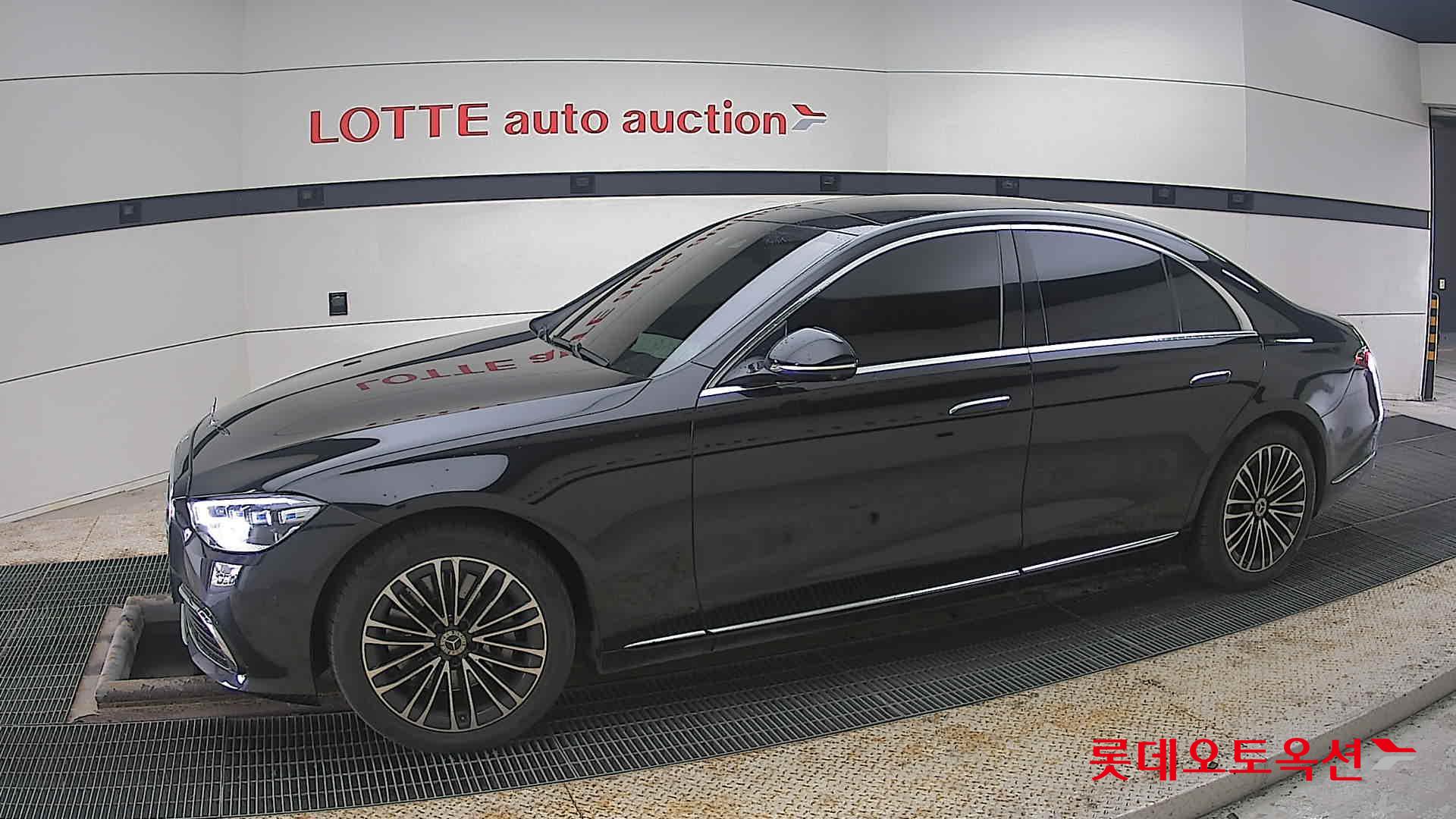 2022 - Mercedes-Benz S350