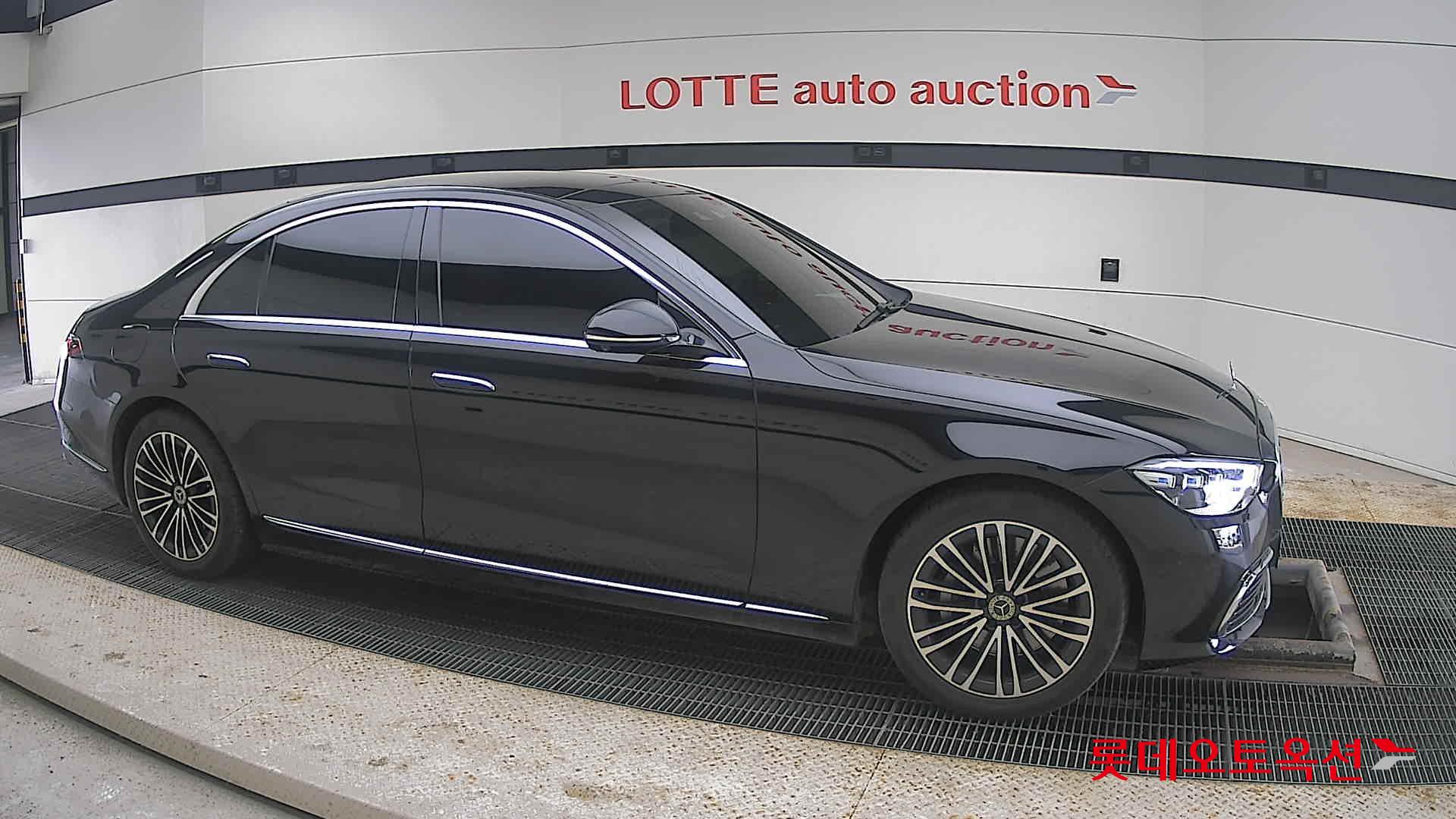 2022 - Mercedes-Benz S350