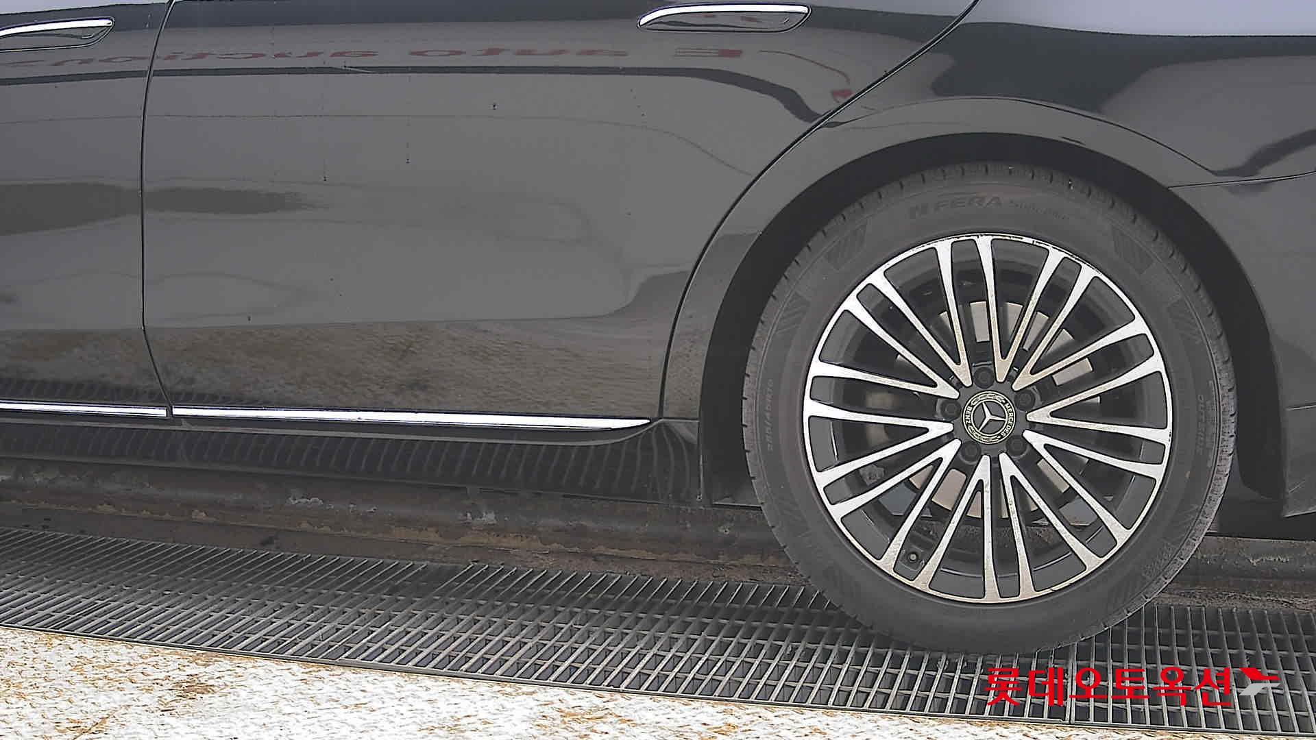 2022 - Mercedes-Benz S350