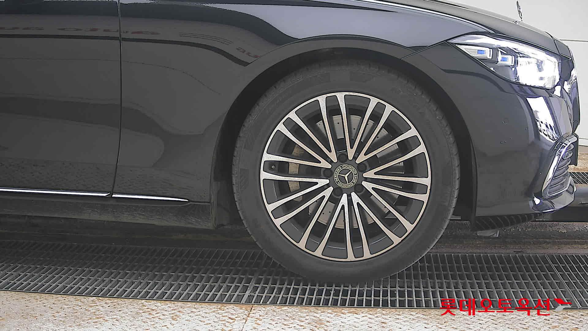 2022 - Mercedes-Benz S350