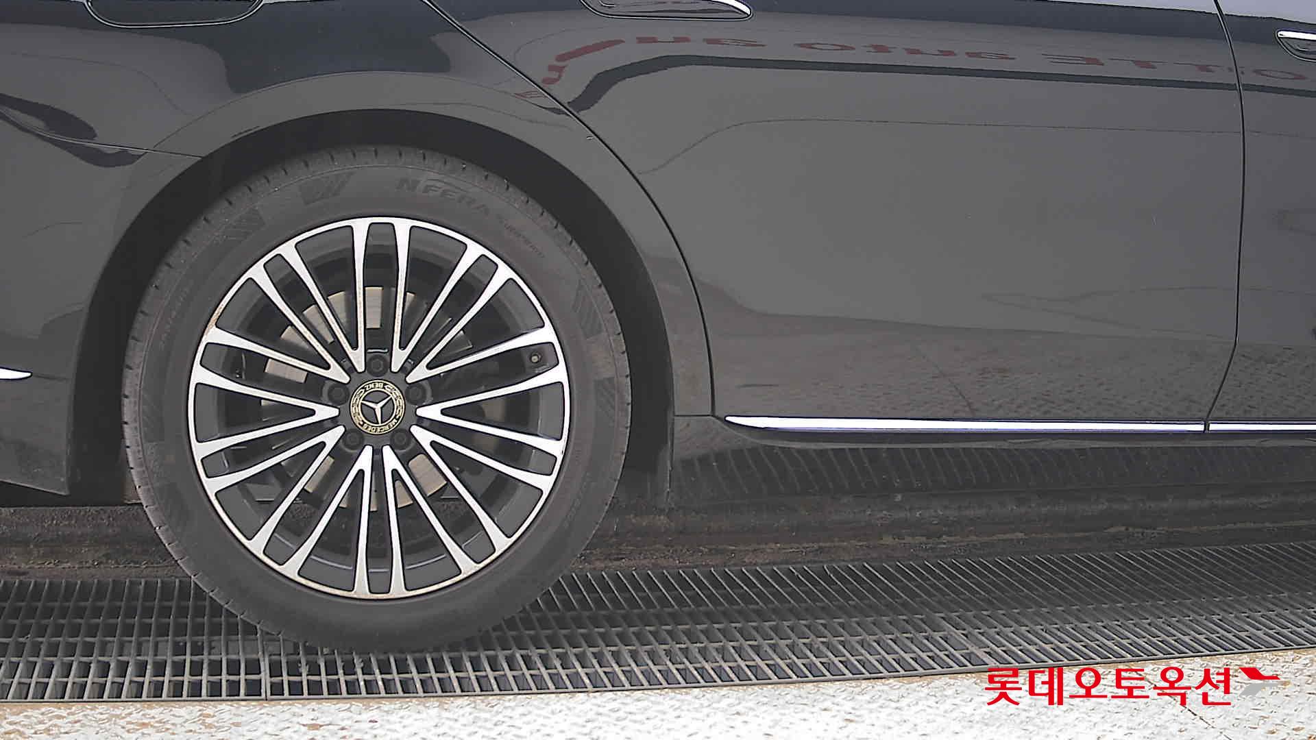 2022 - Mercedes-Benz S350