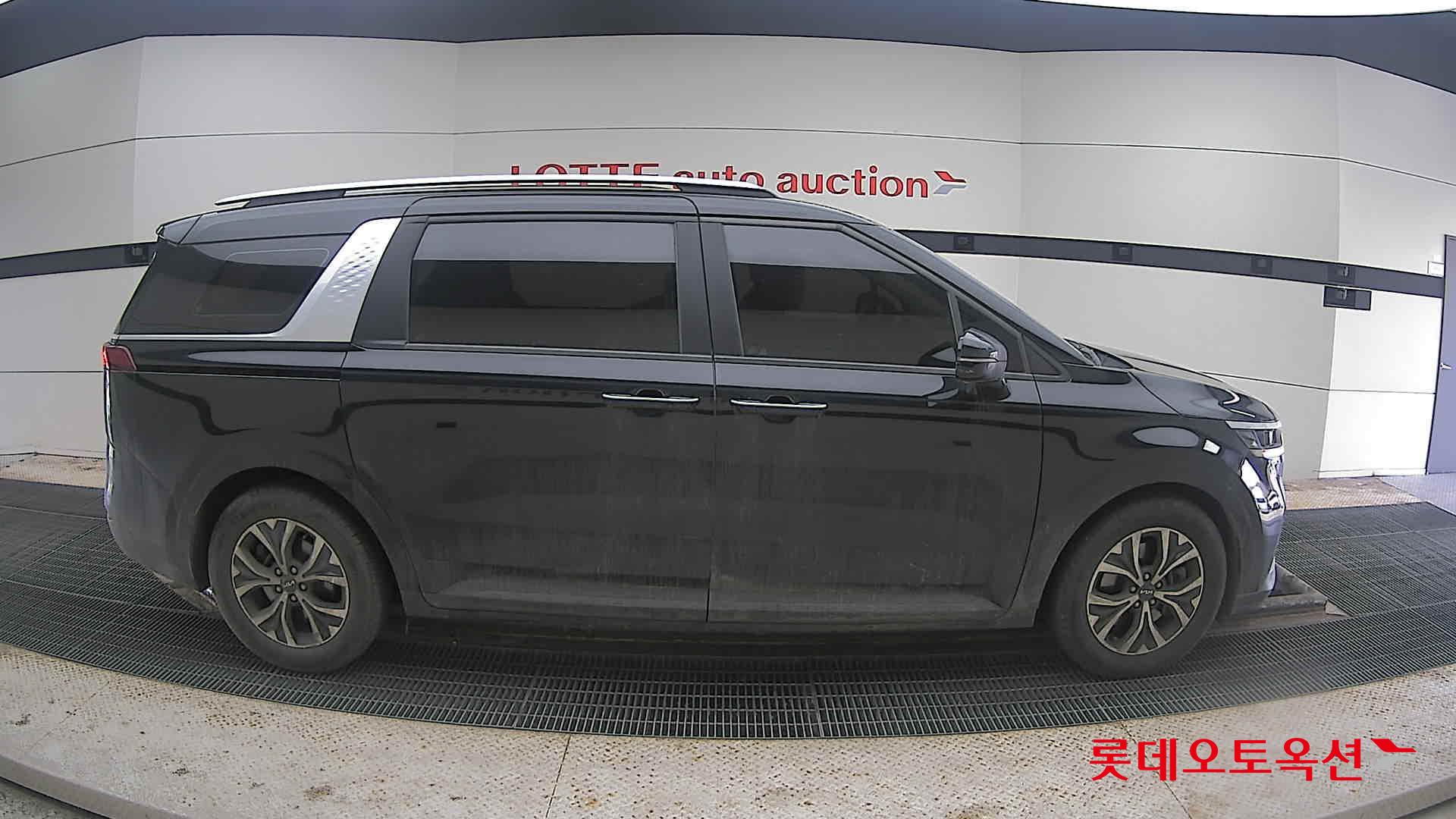 Kia Carnival 2022 Aurora Black Pearl из Кореи, фото 3