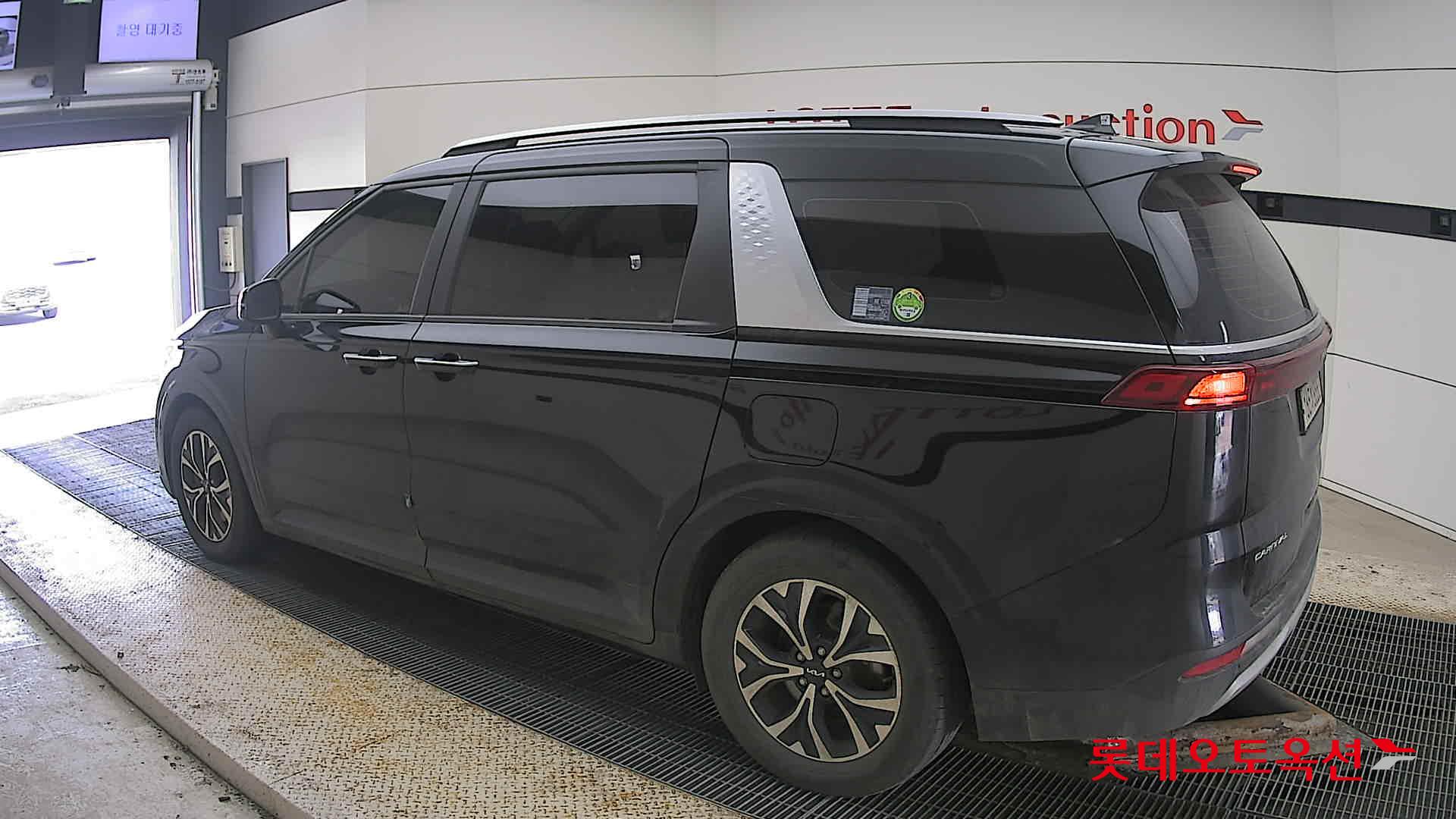 Kia Carnival id 3822938 из Кореи 10