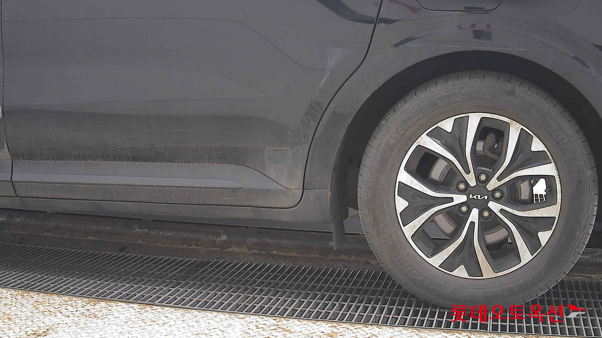 Kia Carnival id 3822938 из Кореи 22