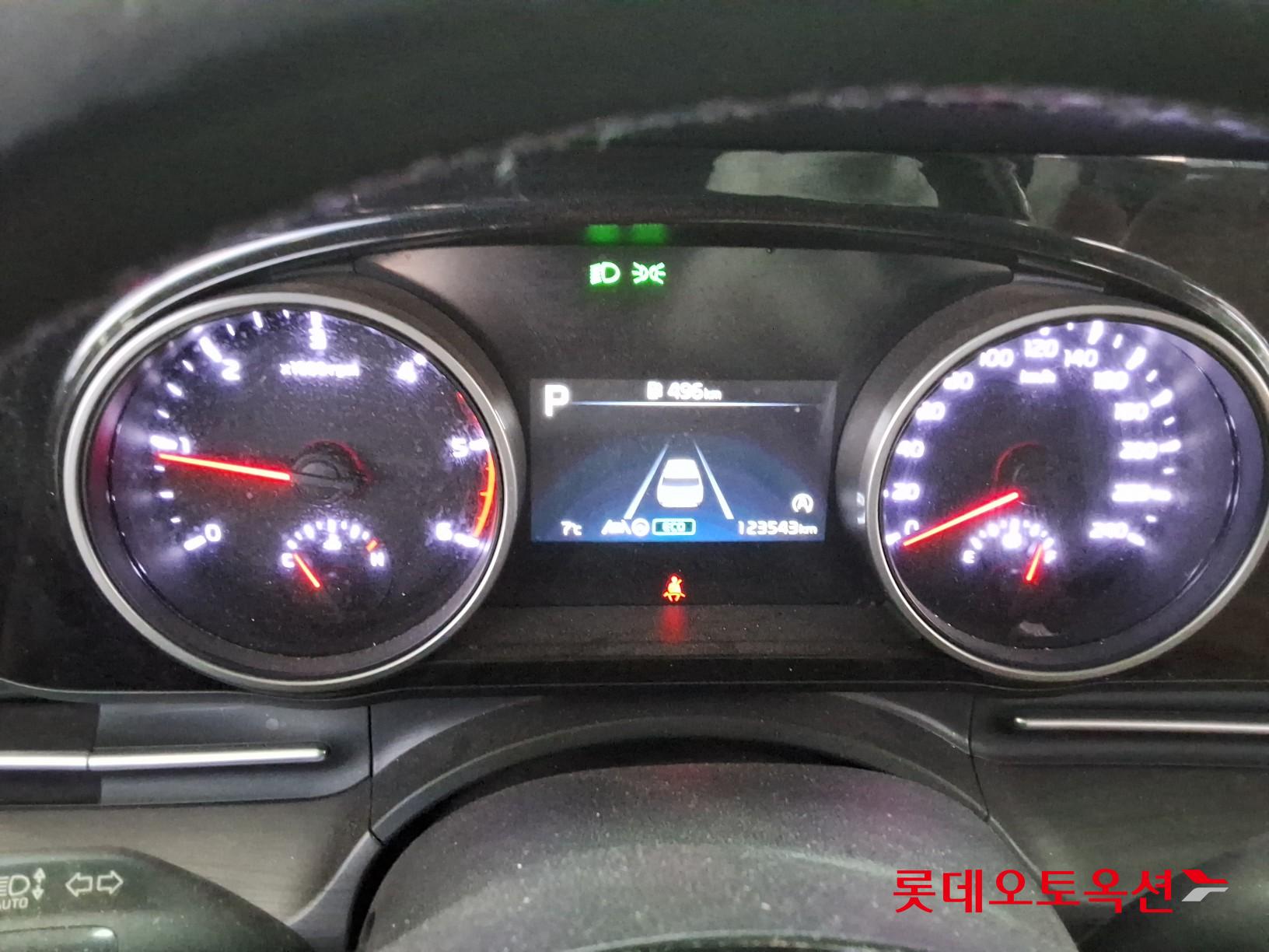 Kia Carnival id 3822938 из Кореи 29