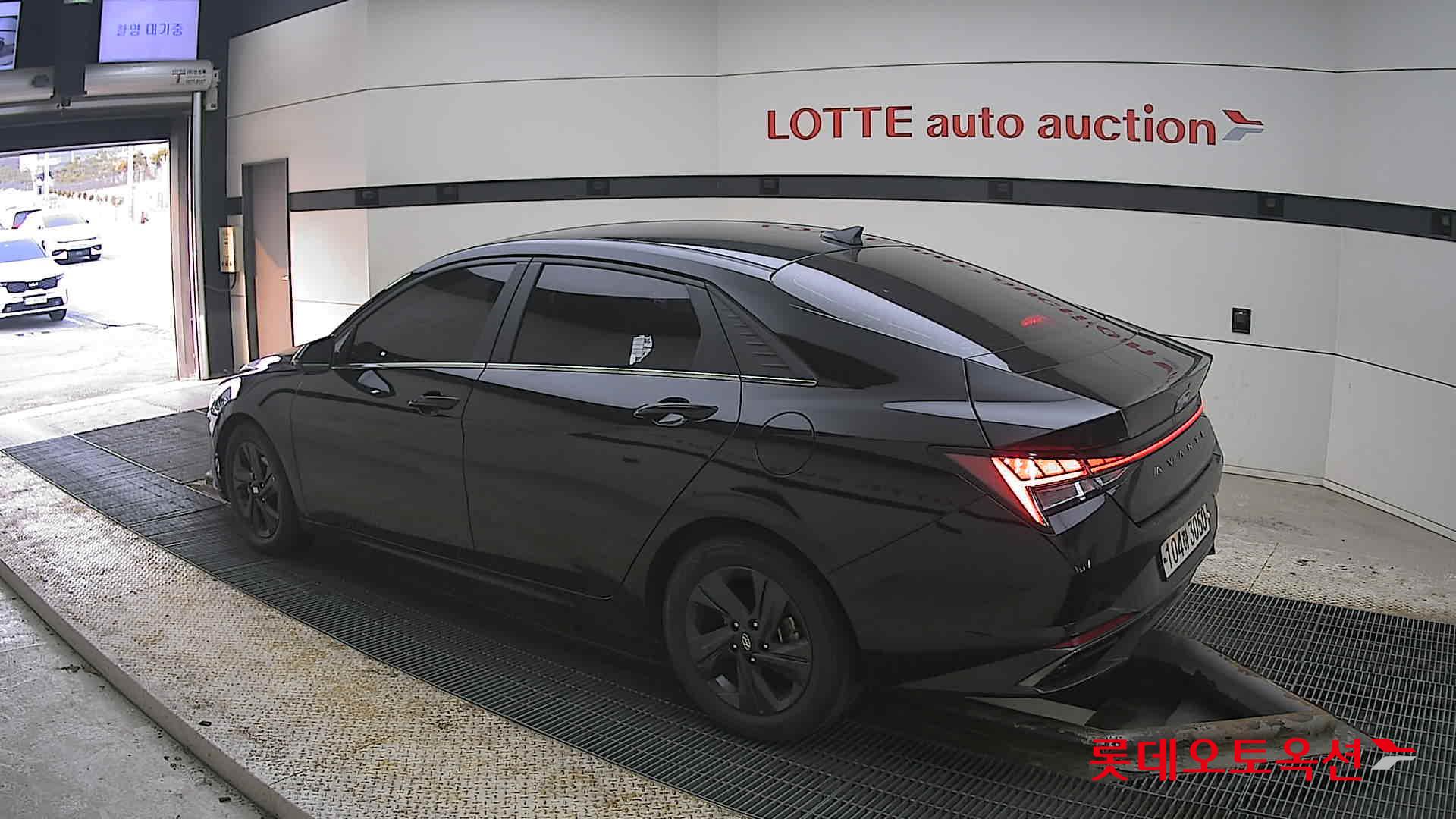 هيونداي إلانترا 2021 - صورة 15