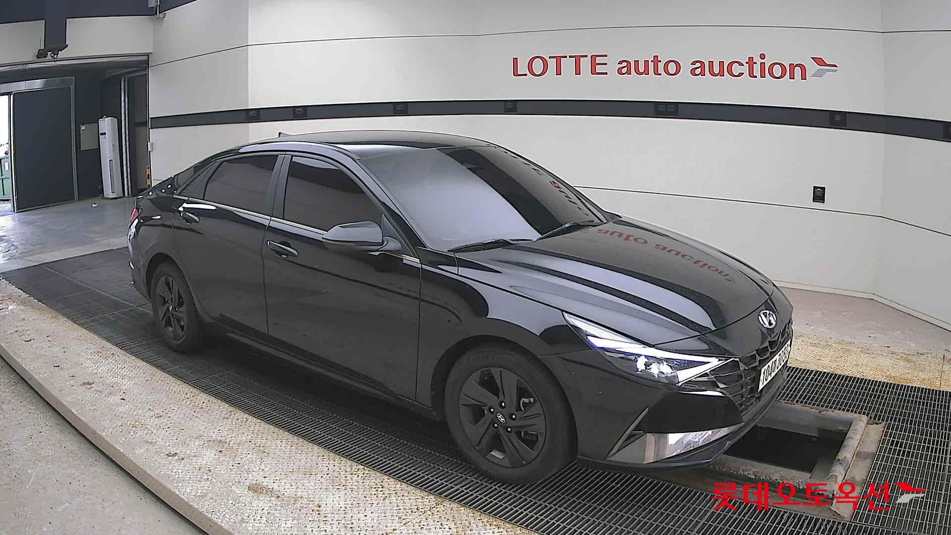 هيونداي إلانترا 2021 - صورة 23