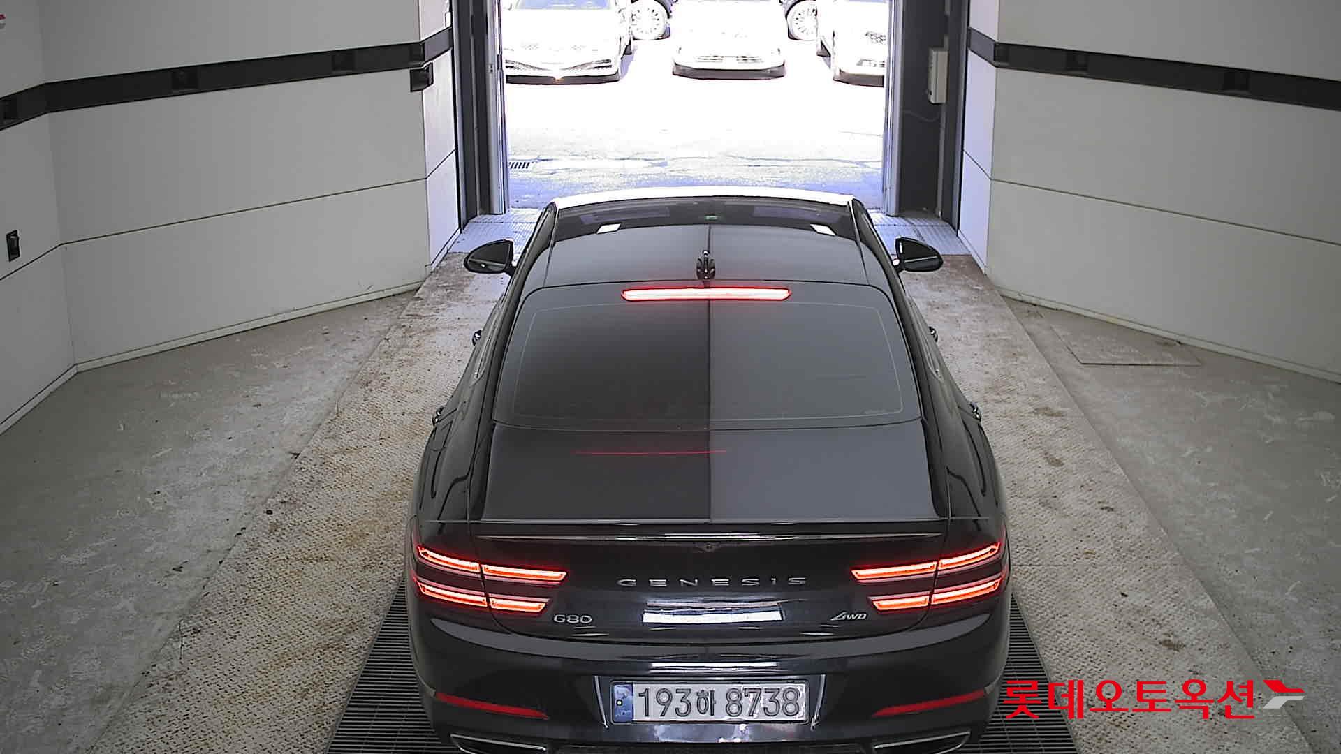 جينيسيس G80 2022 - صورة 17