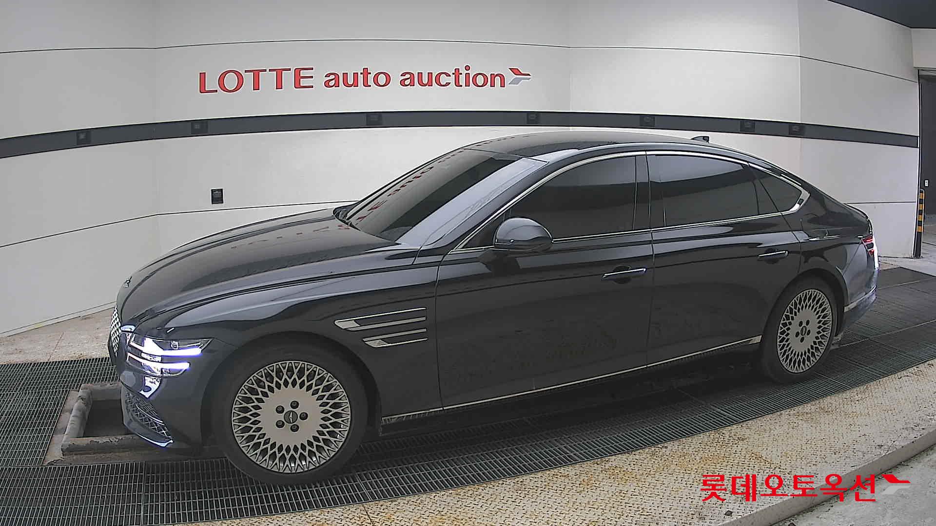 جينيسيس G80 2022 - صورة 12