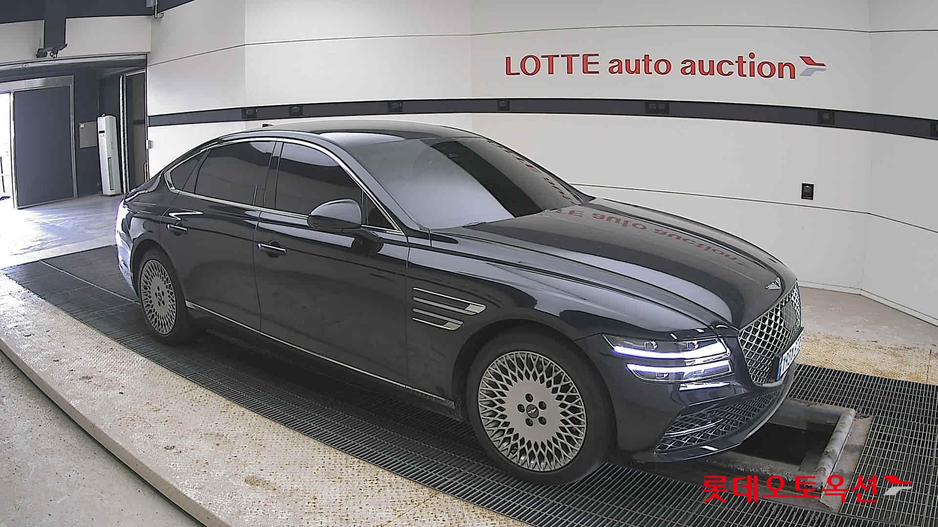 جينيسيس G80 2022 - صورة 23