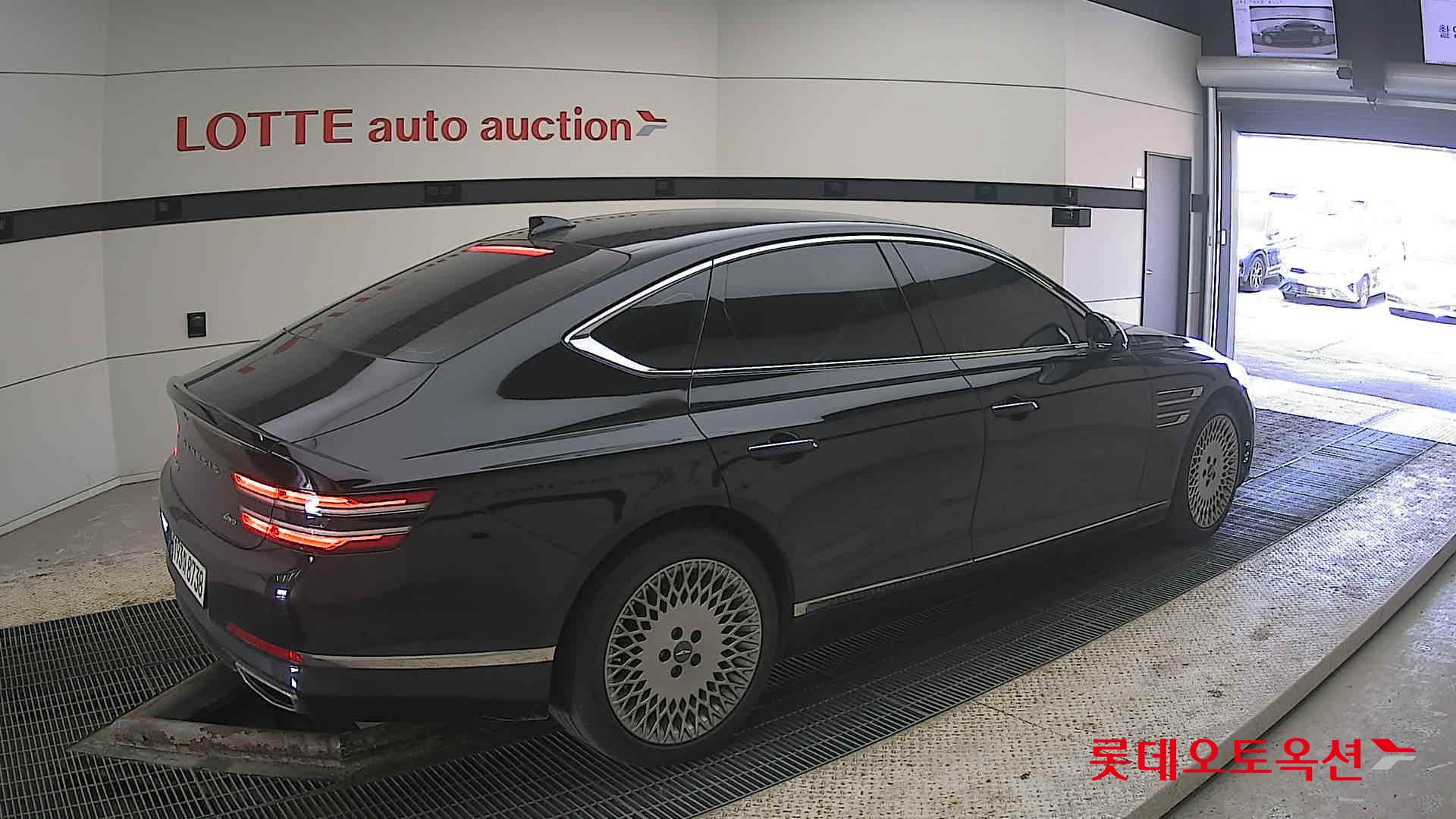 جينيسيس G80 2022 - صورة 19