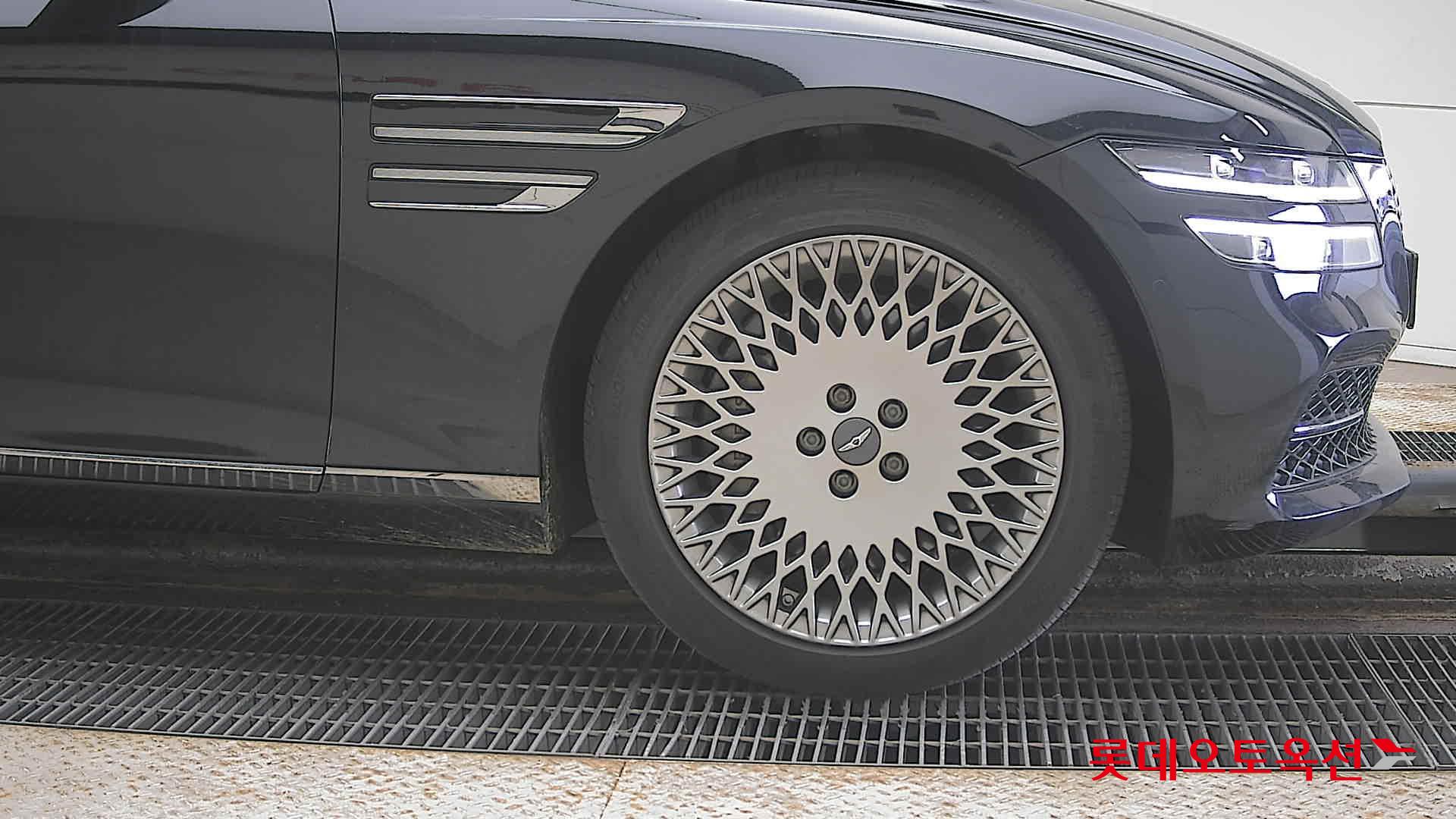 جينيسيس G80 2022 - صورة 27