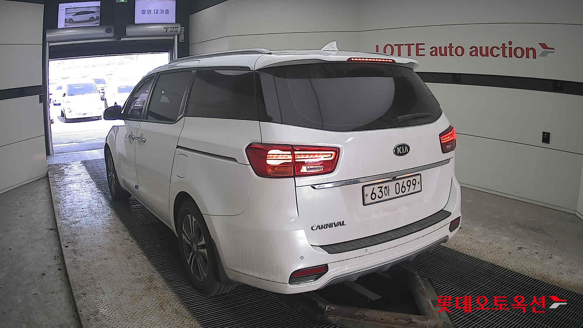 Kia Carnival id 3803742 из Кореи 9