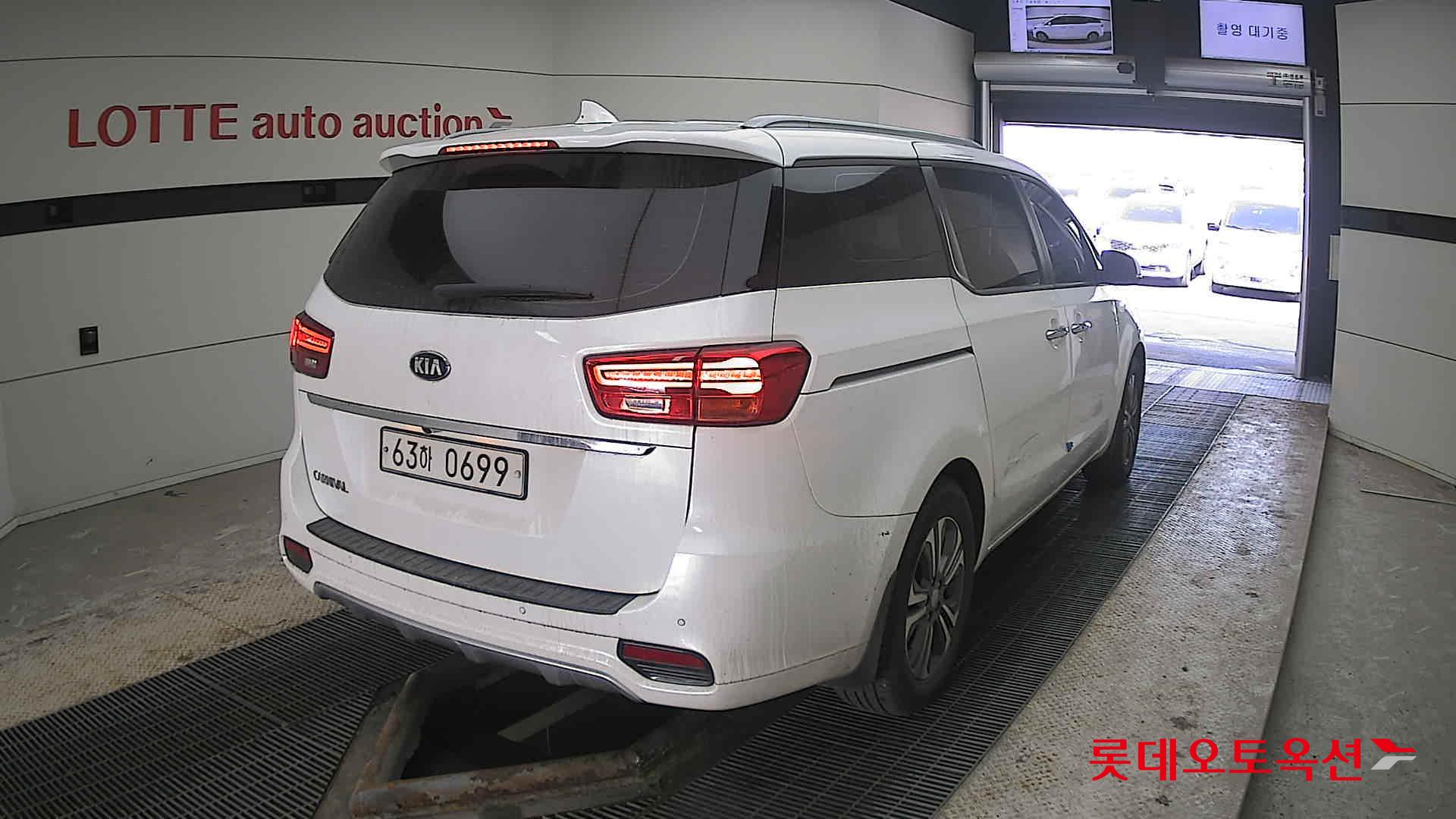 Kia Carnival id 3803742 из Кореи 20