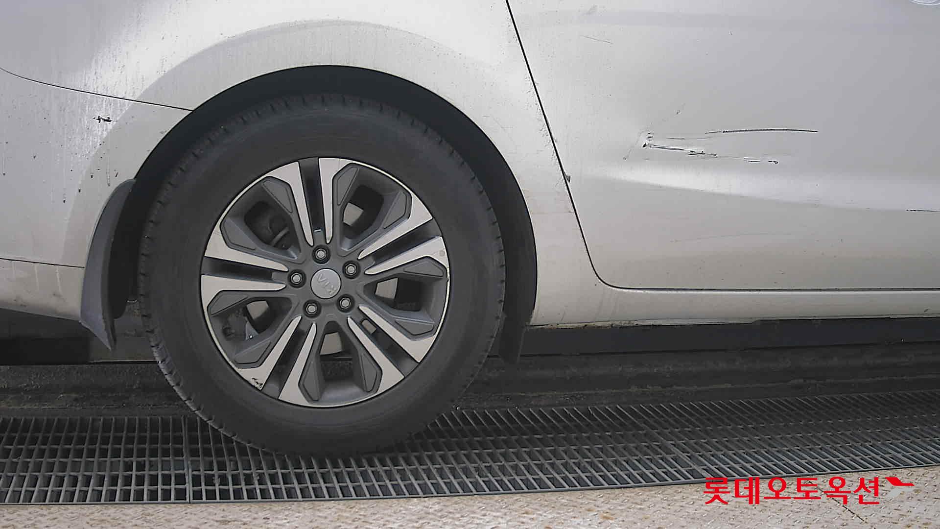 Kia Carnival id 3803742 из Кореи 24