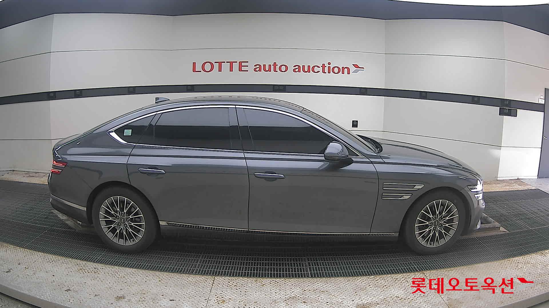 Genesis G80 2021 - Image 21