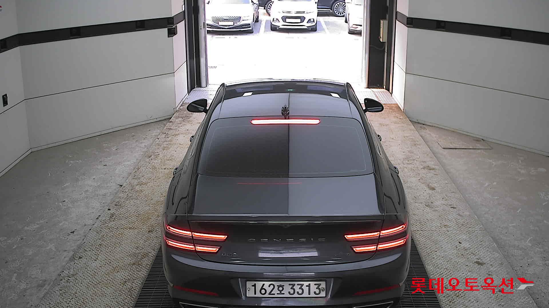 Genesis G80 2021 - Image 17