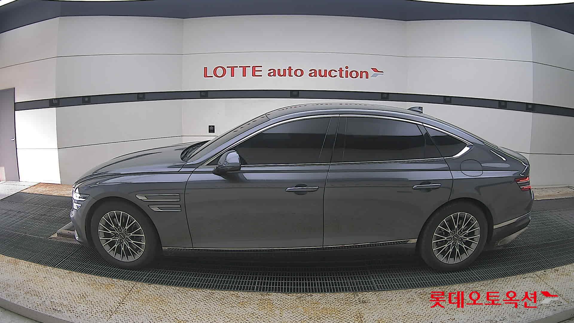 Genesis G80 2021 - Image 13