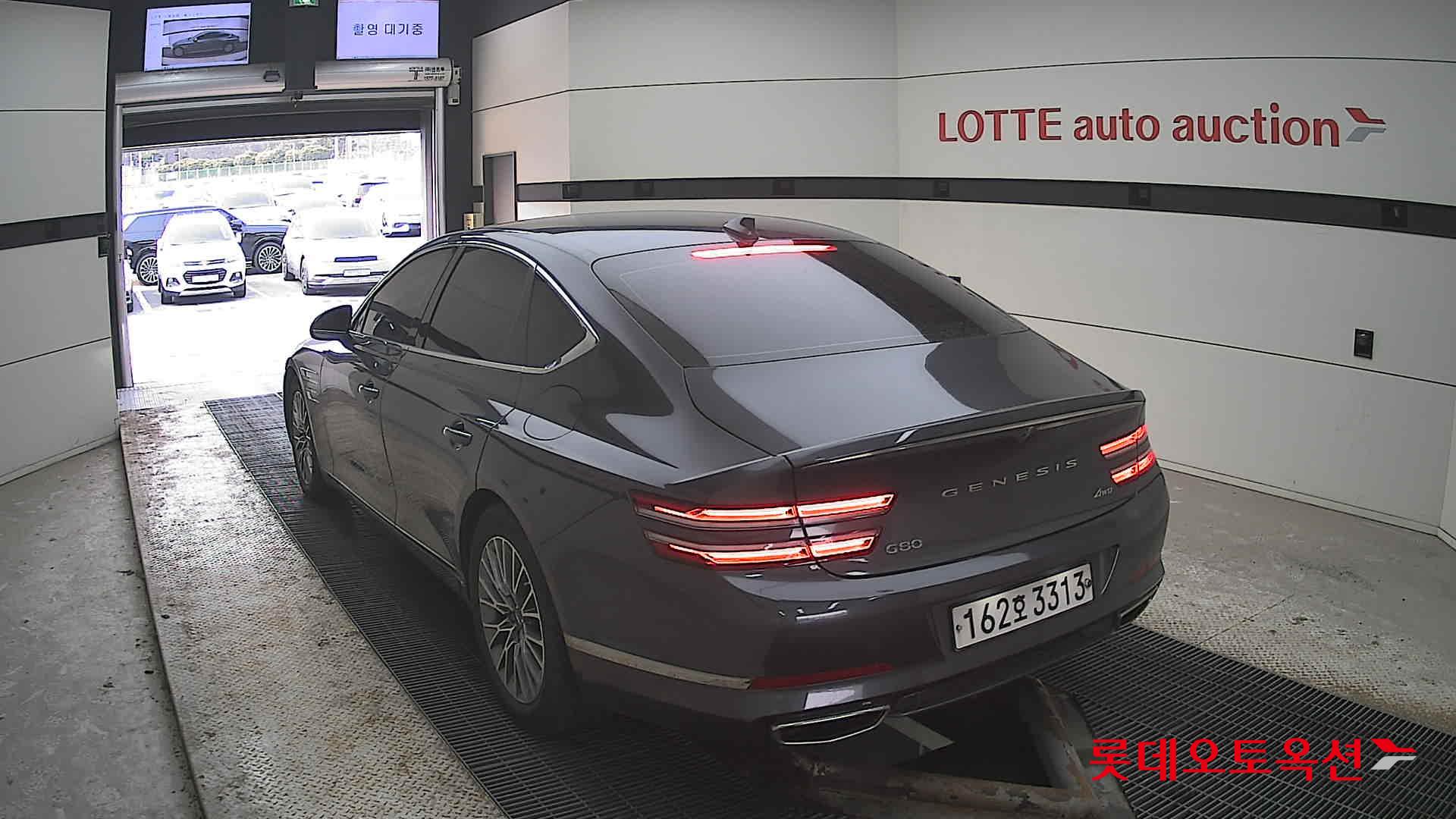 Genesis G80 2021 - Image 16