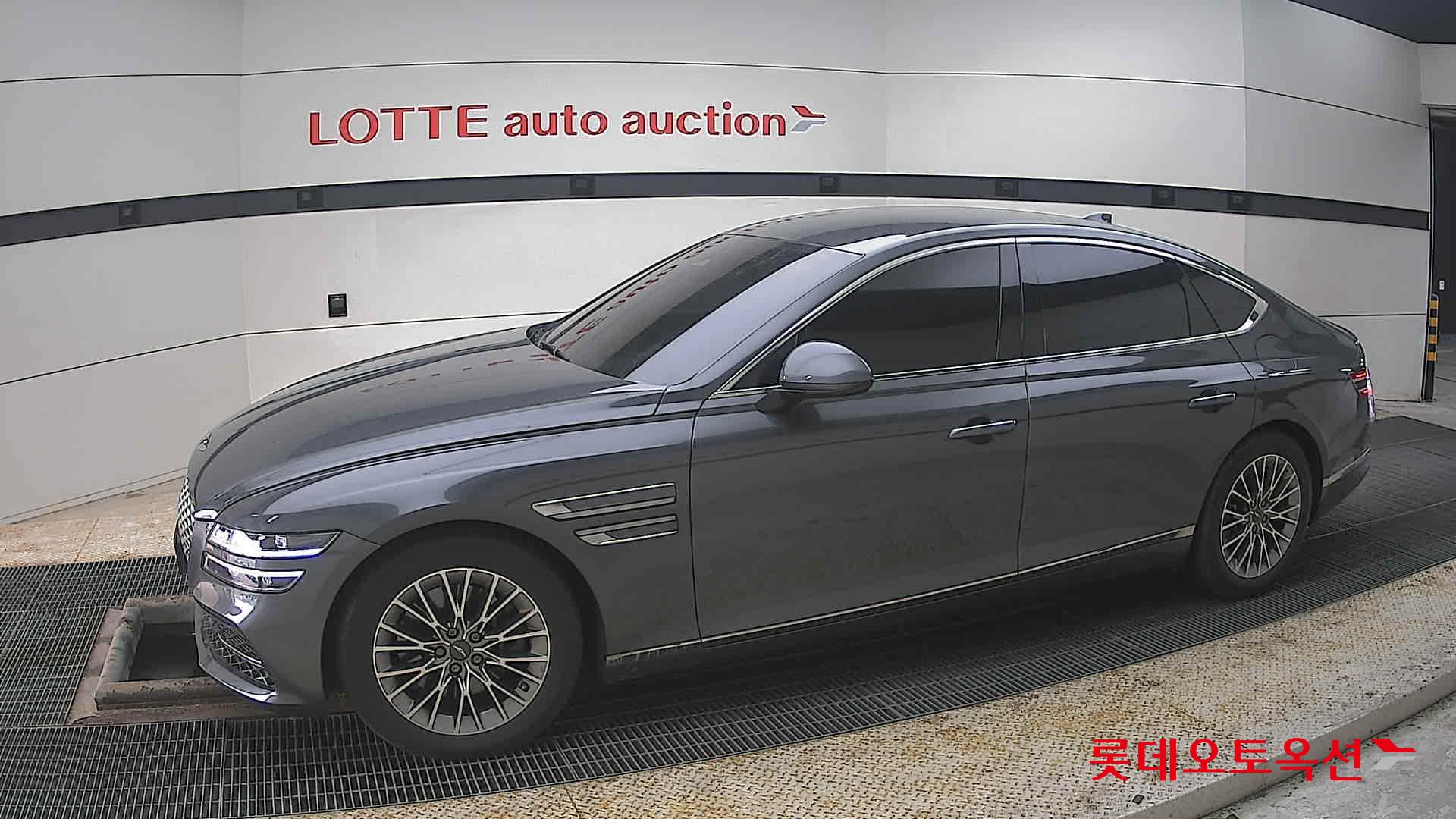 Genesis G80 2021 - Image 12