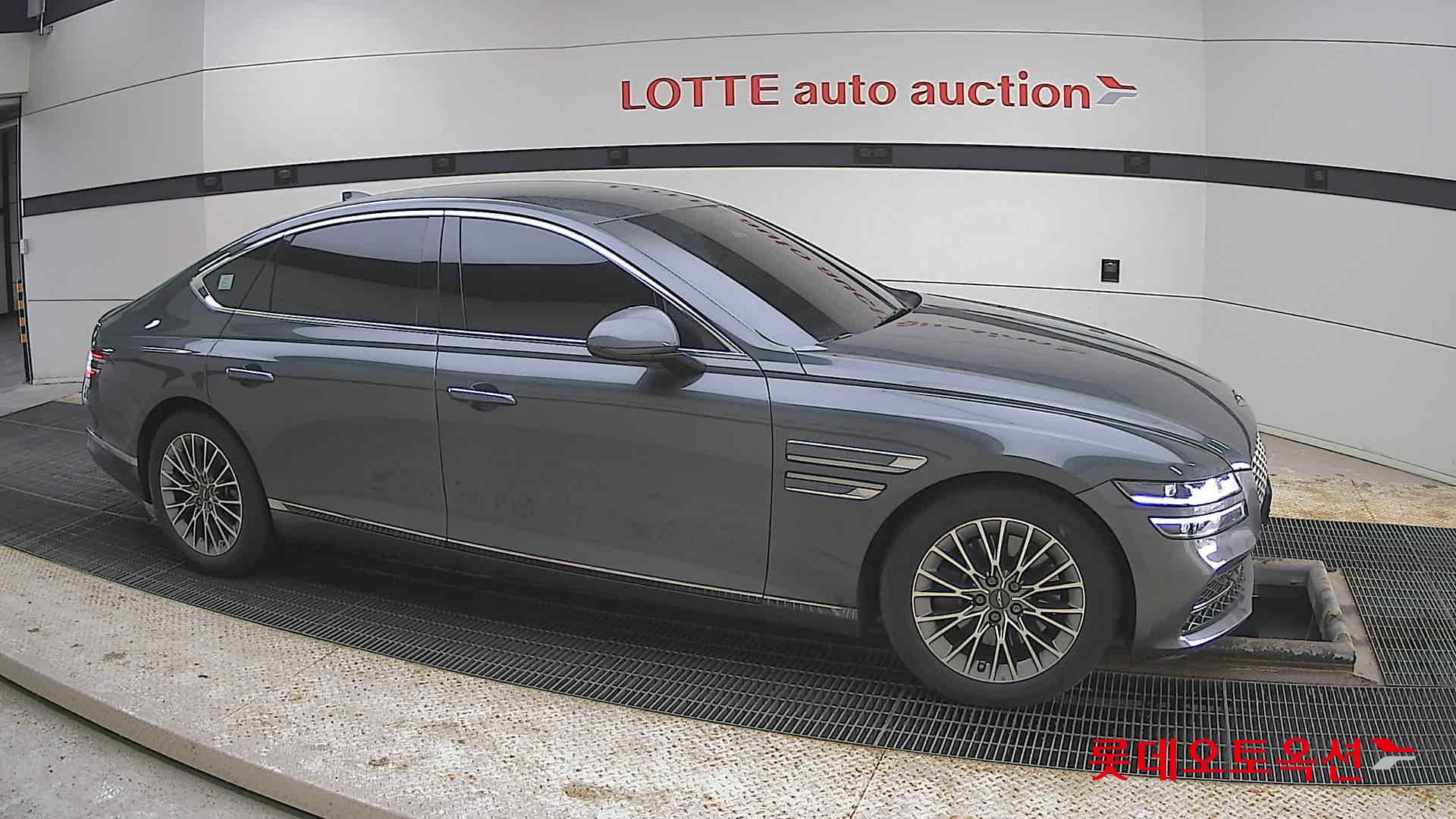 Genesis G80 2021 - Image 22