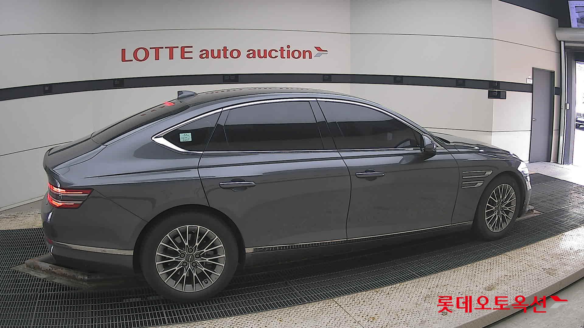 Genesis G80 2021 - Image 20